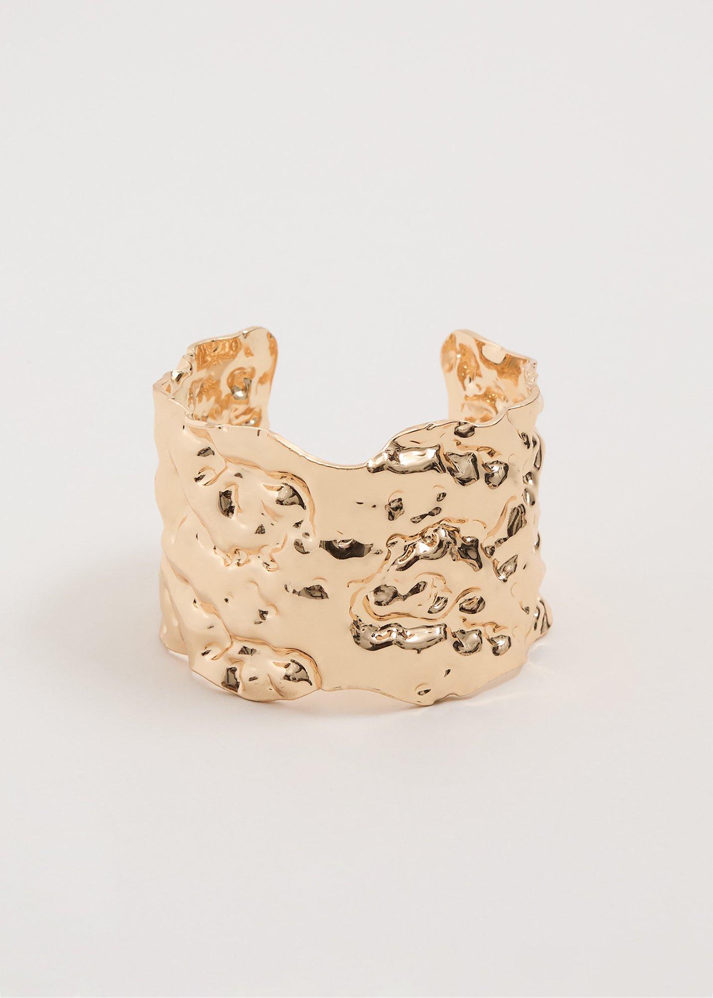 ${product-id}-Gold Hammered Cuff-Gold-${view-type}