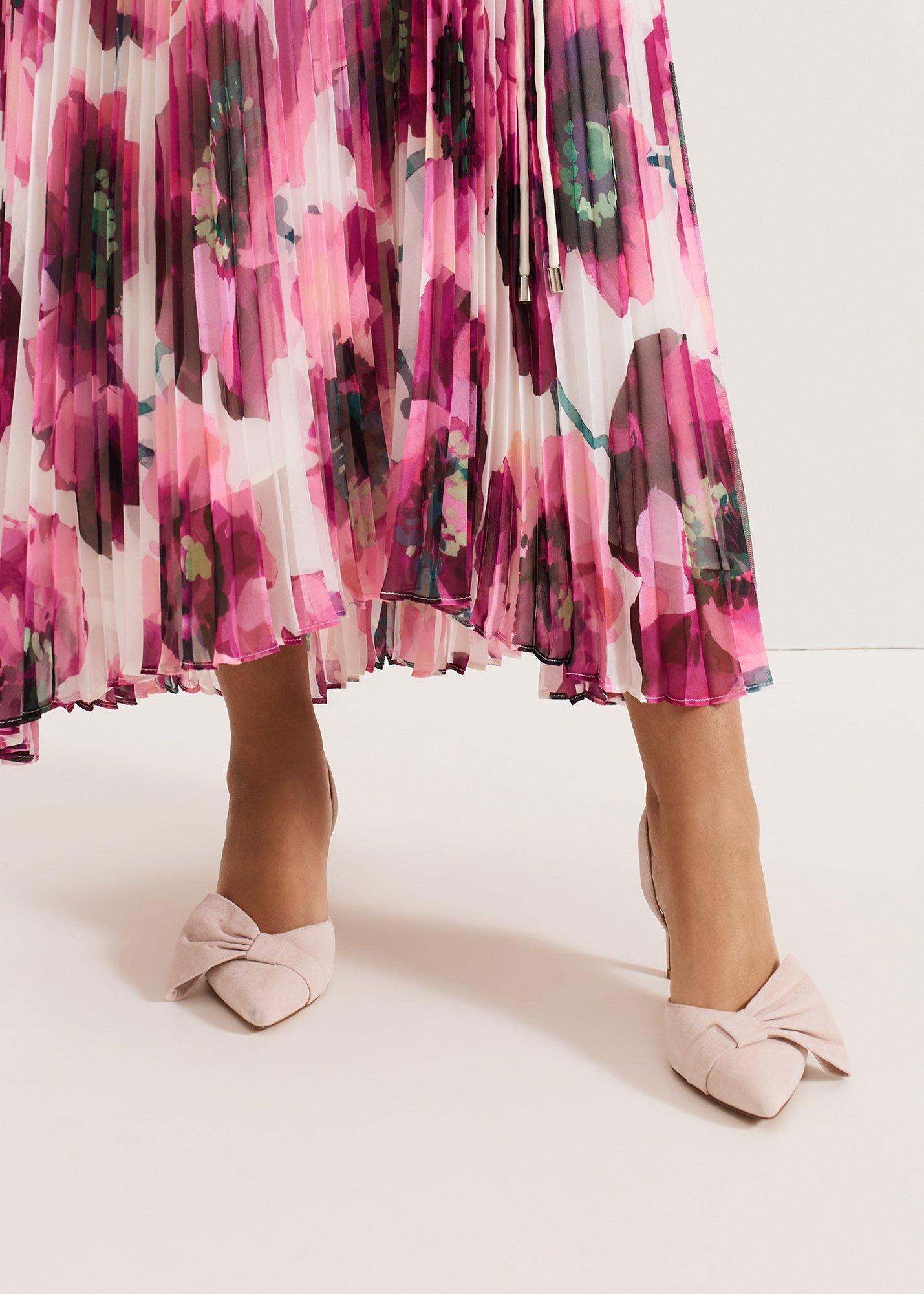 ${product-id}-Oversized Bow Shoe-Cameo-${view-type}