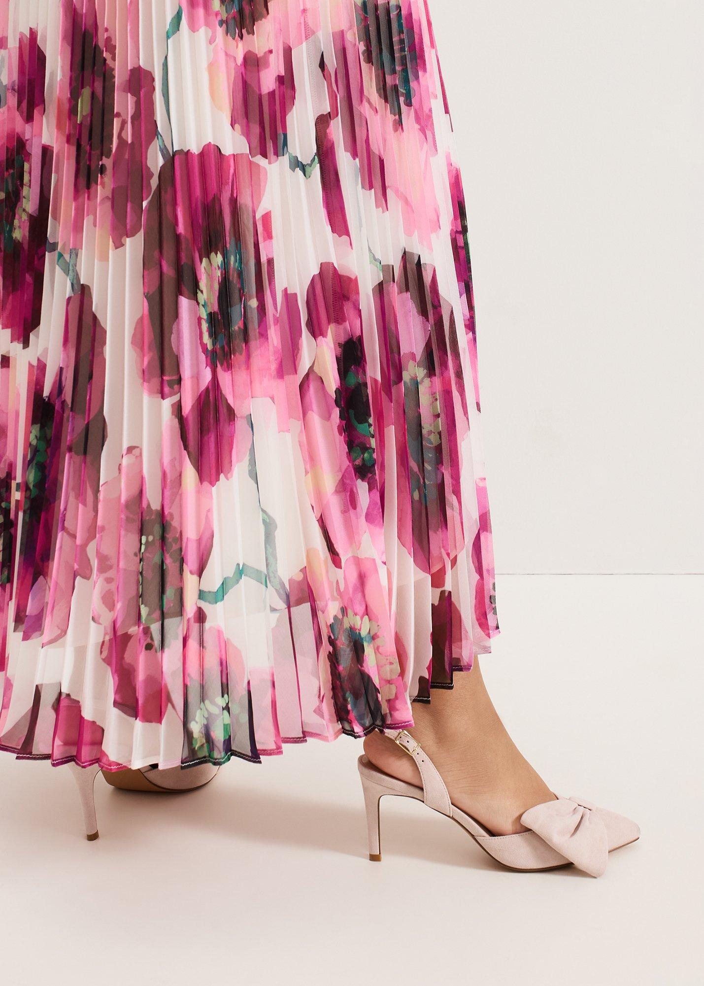 ${product-id}-Oversized Bow Shoe-Cameo-${view-type}