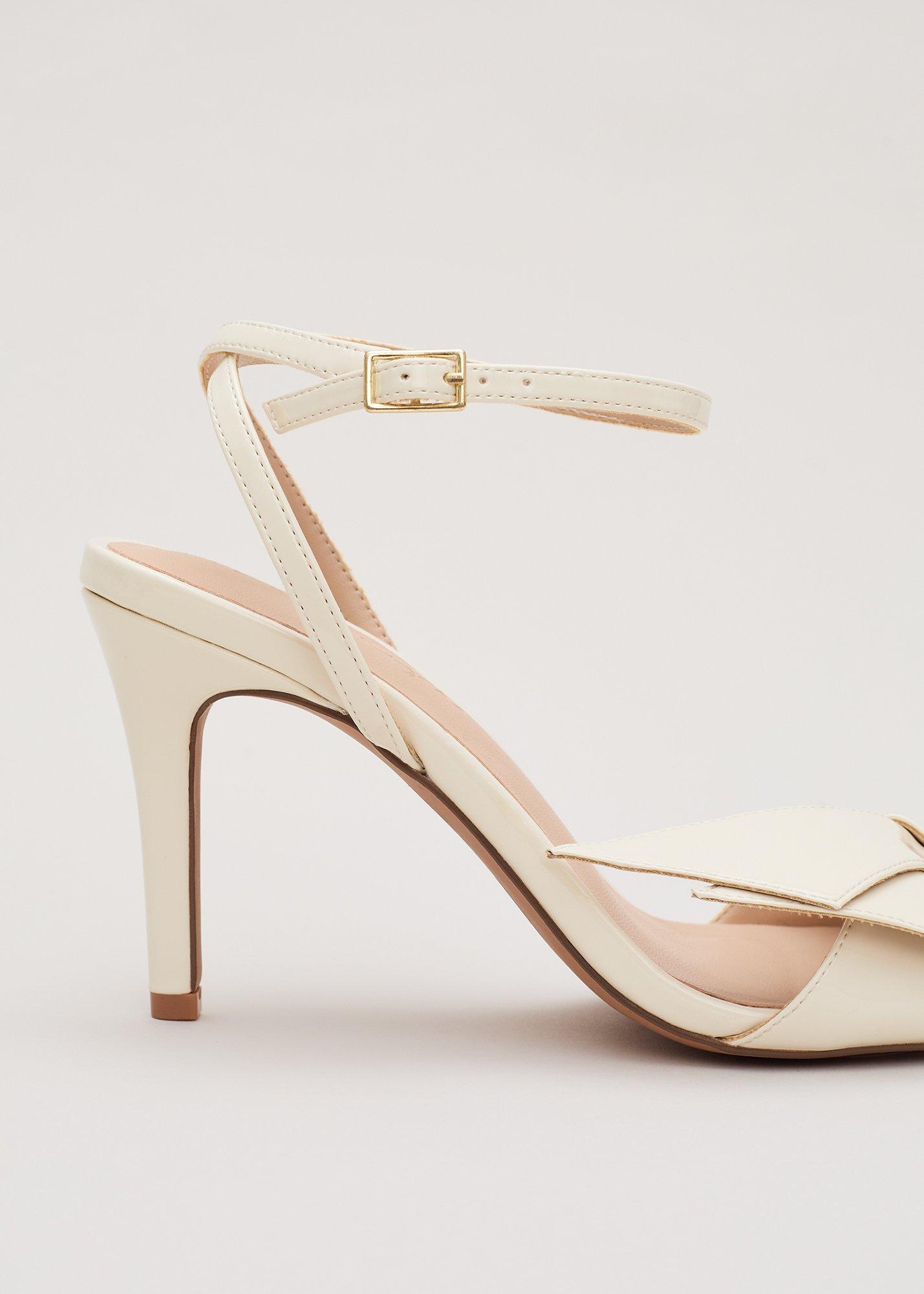 ${product-id}-Ivory Bow Sandal-Ivory-${view-type}