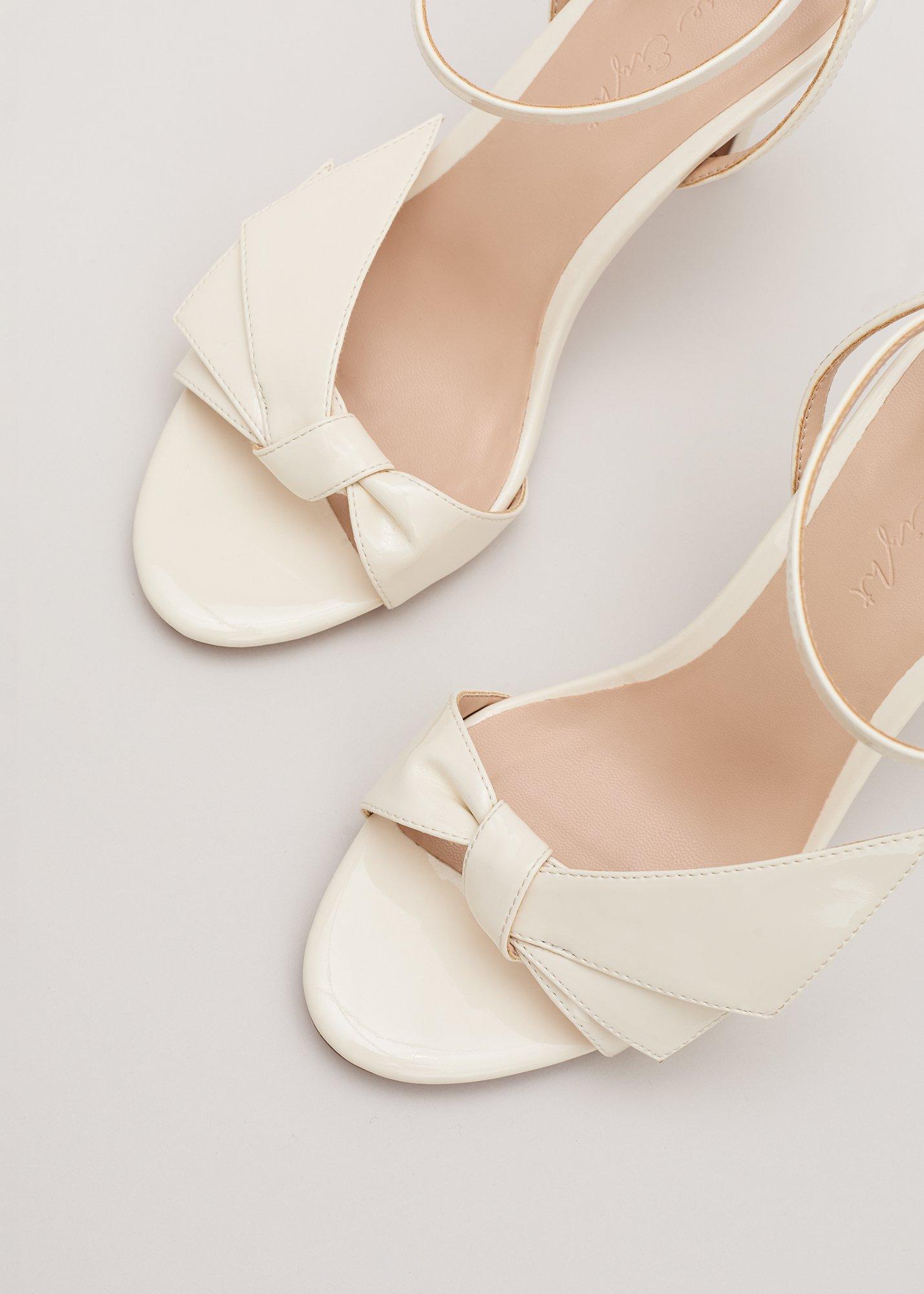 ${product-id}-Ivory Bow Sandal-Ivory-${view-type}