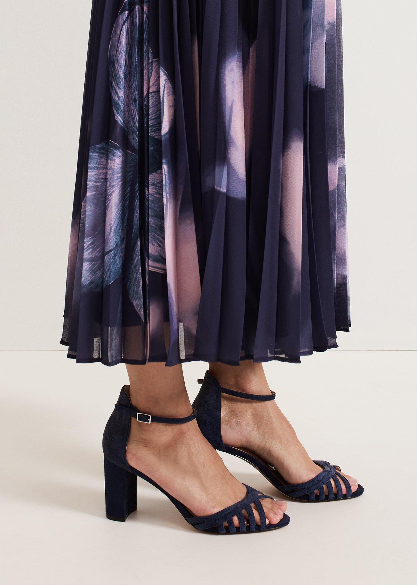 ${product-id}-Navy Block Heel-Navy-${view-type}