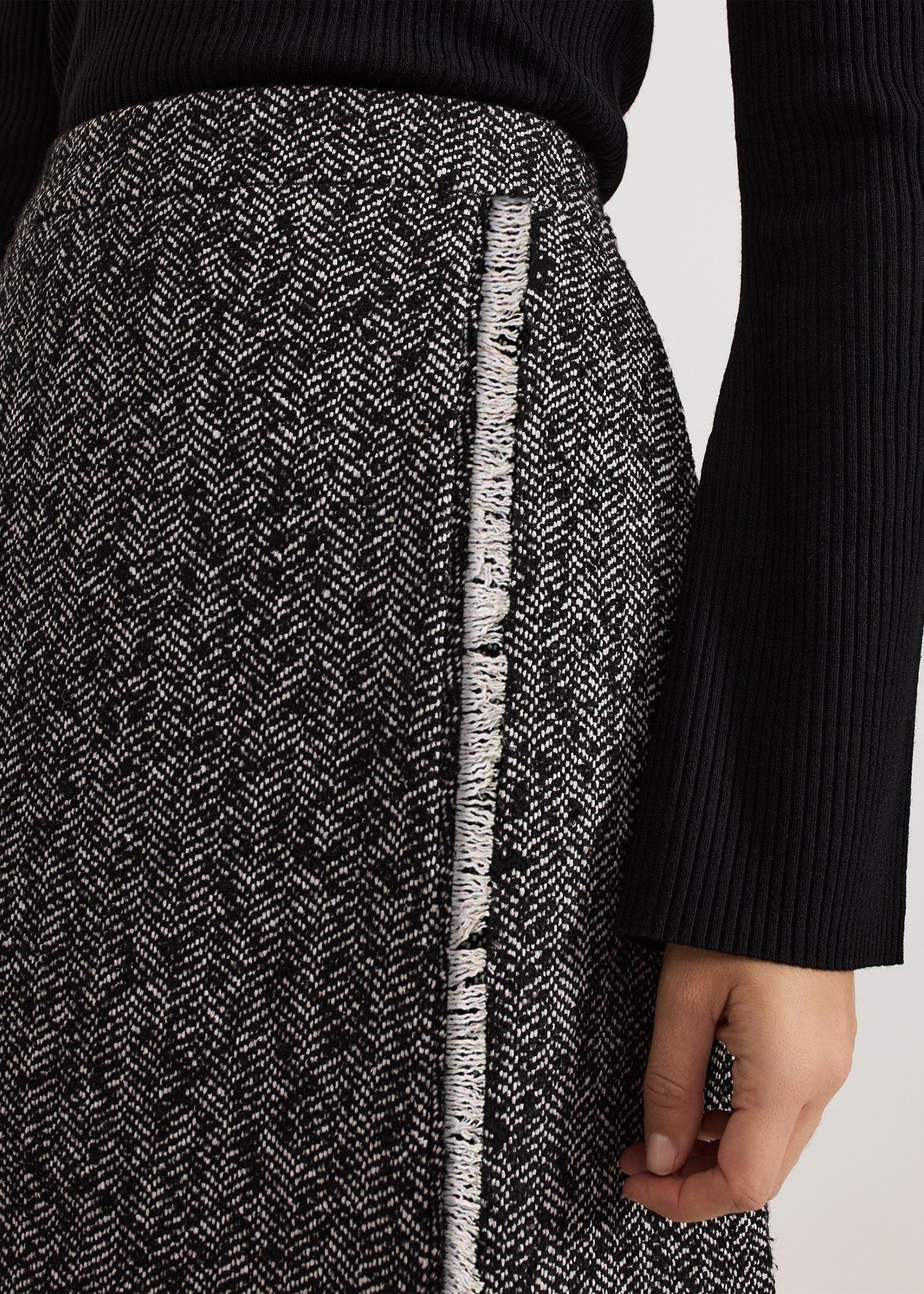 ${product-id}-Ayame Textured Skirt-Black-${view-type}