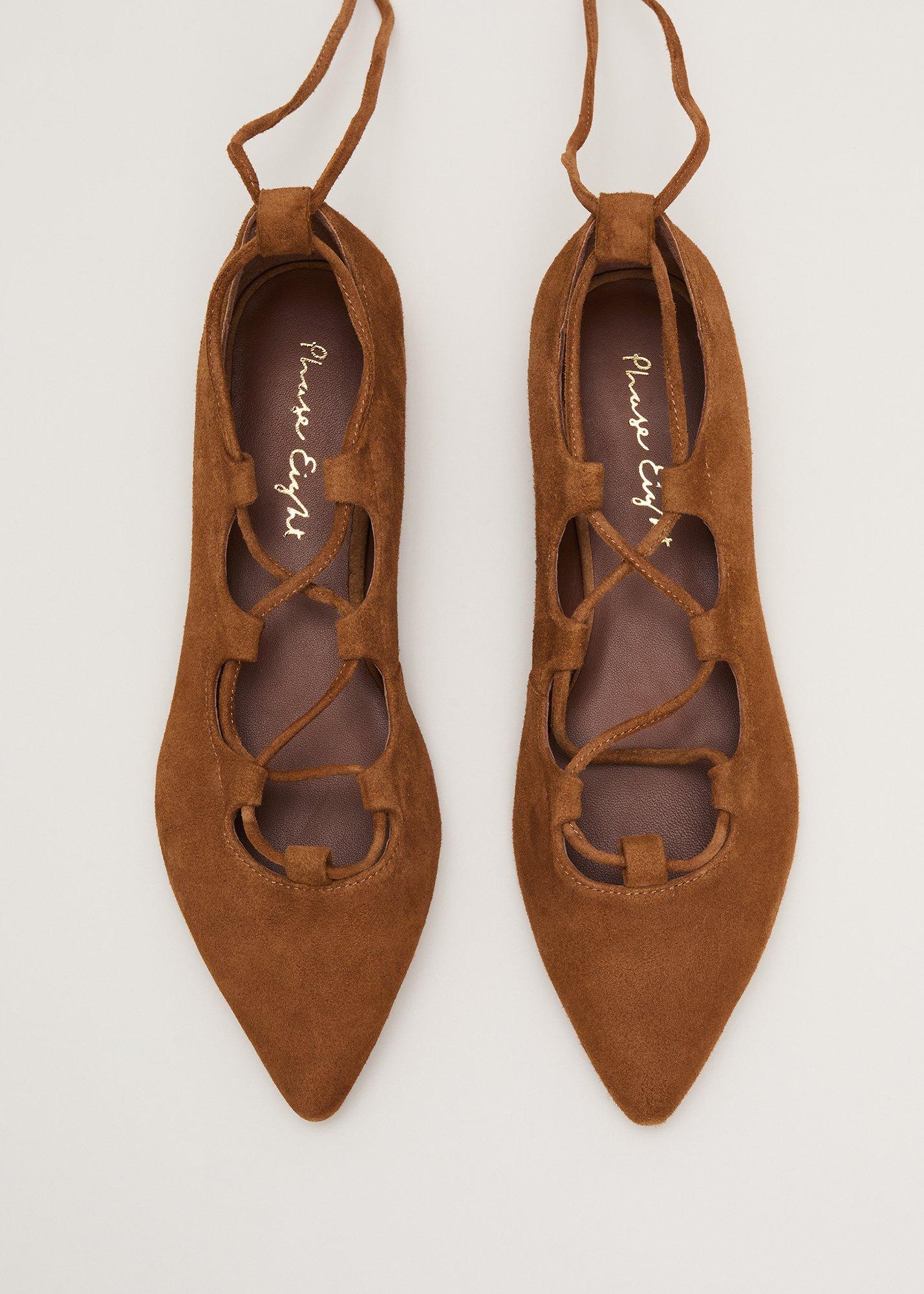 Tan Tie Flat Shoes