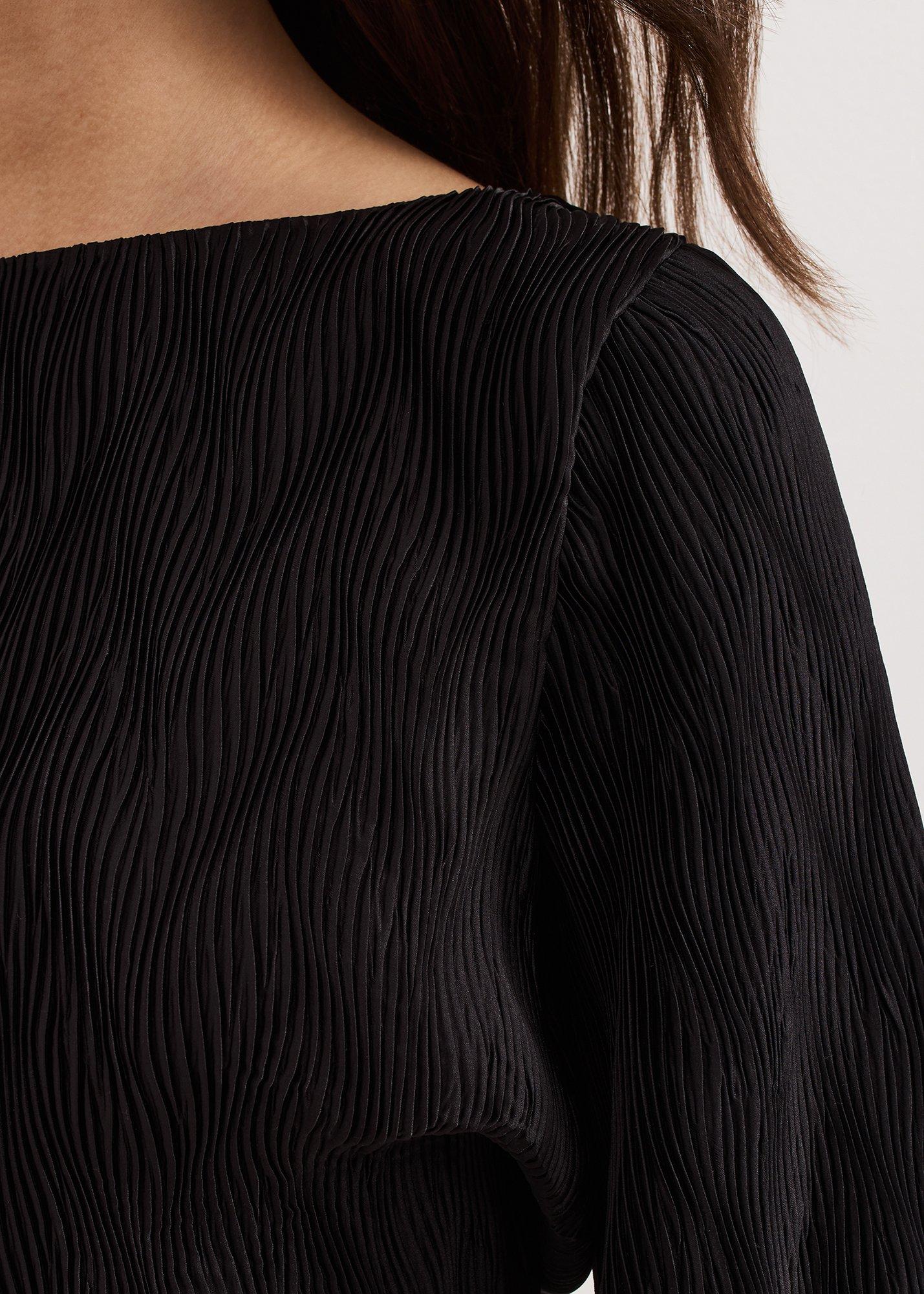 ${product-id}-Sally Wave Textured Top-Black-${view-type}