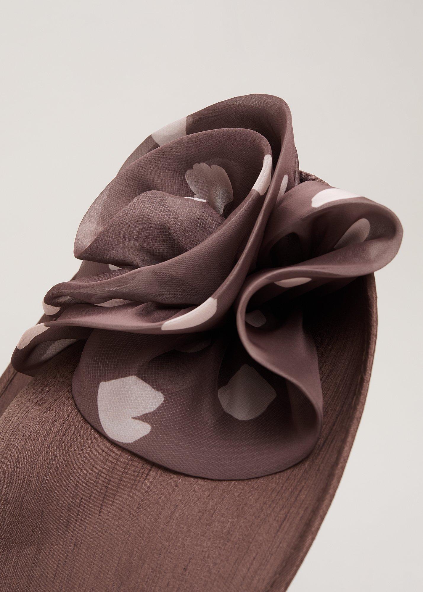${product-id}-Spot Fascinator-Neutral-${view-type}
