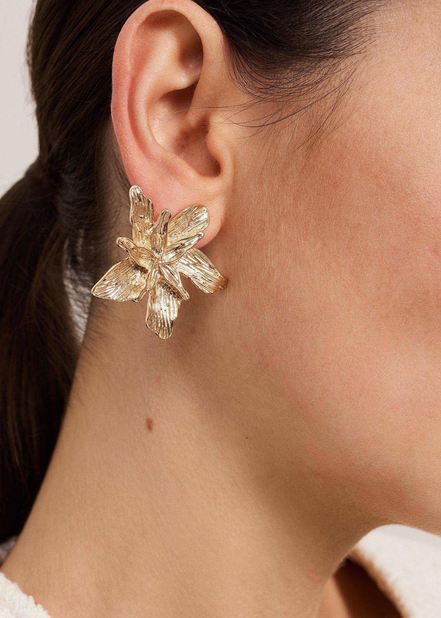 ${product-id}-Flower Stud Earrings-Gold-${view-type}