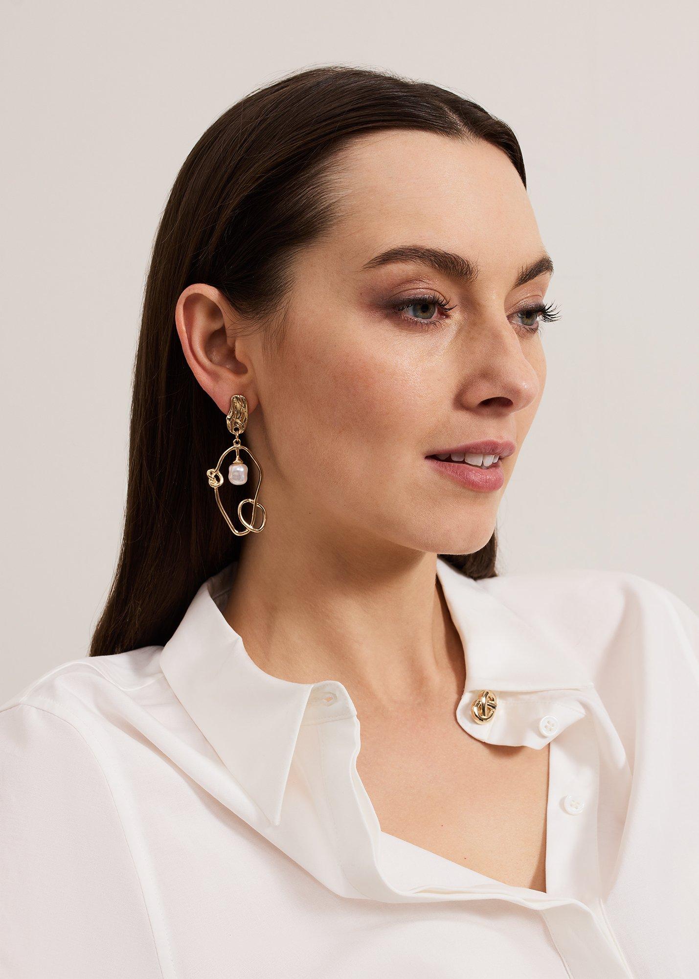 ${product-id}-Pearl Earrings-Gold-${view-type}