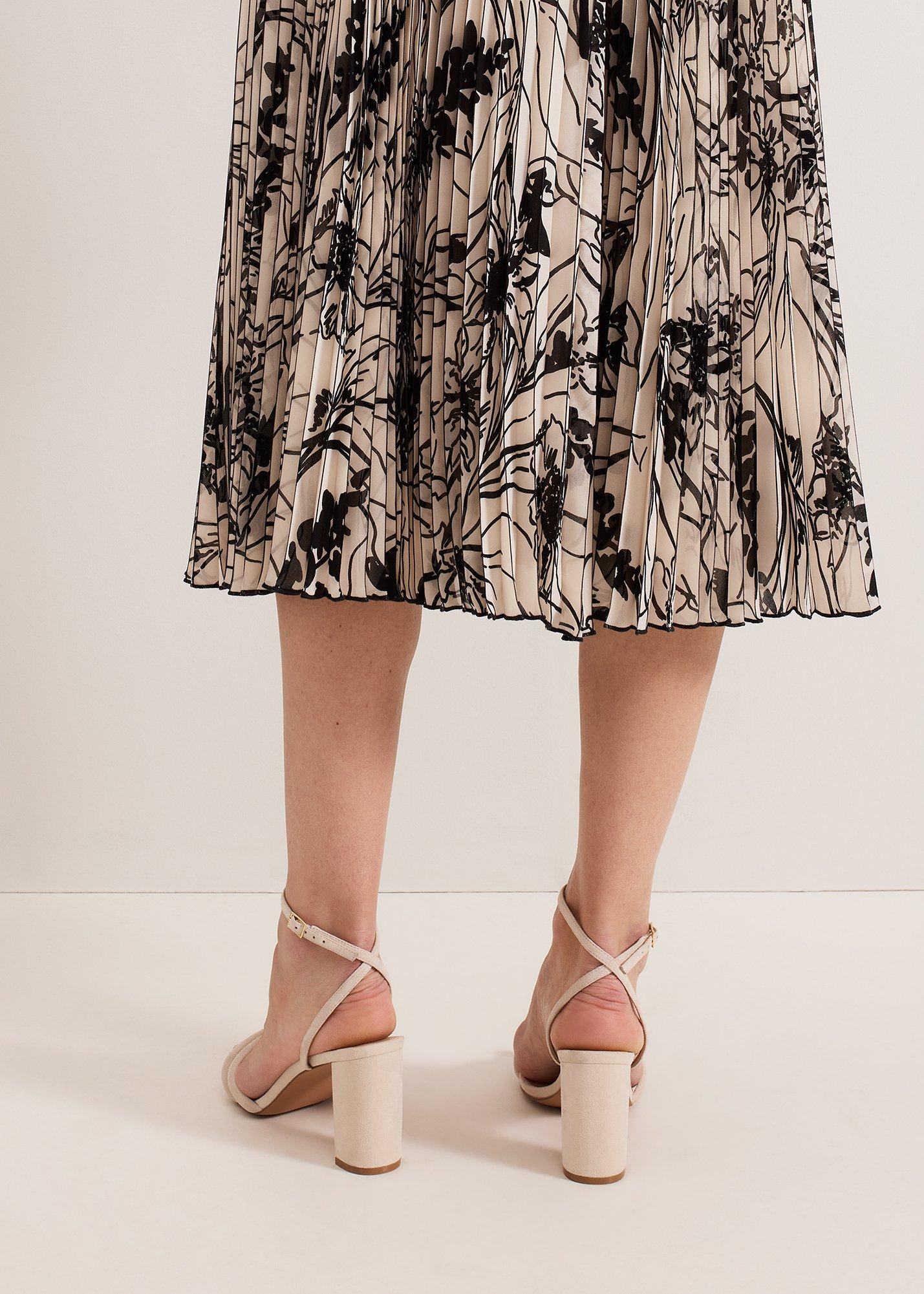${product-id}-Suede Block Sandals-Neutral-${view-type}