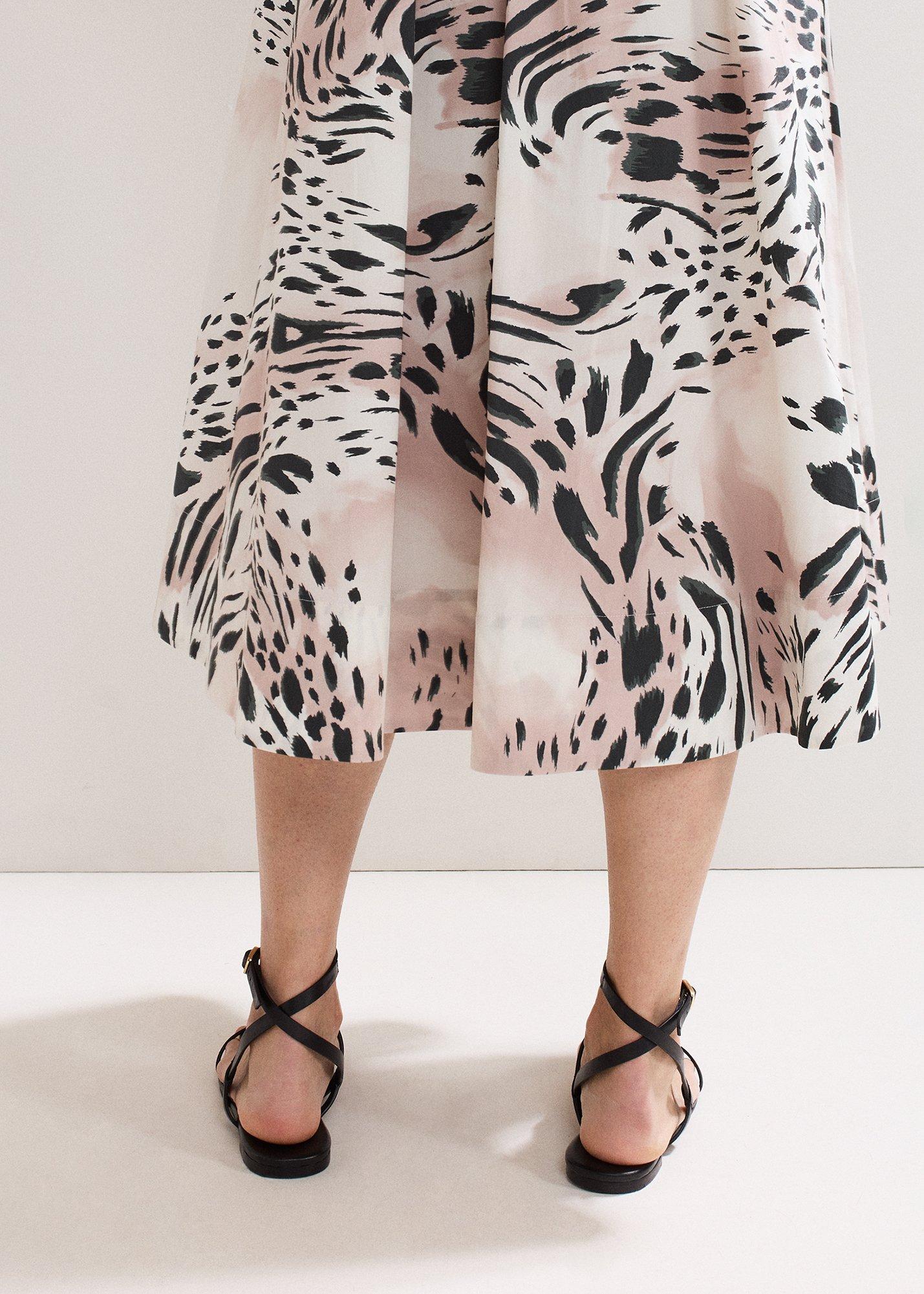 ${product-id}-Strappy Flat Sandals-Black-${view-type}