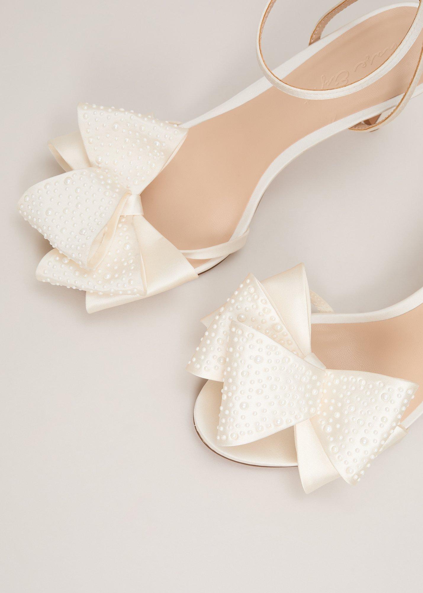 ${product-id}-Pearl Bow Sandals-Ivory-${view-type}