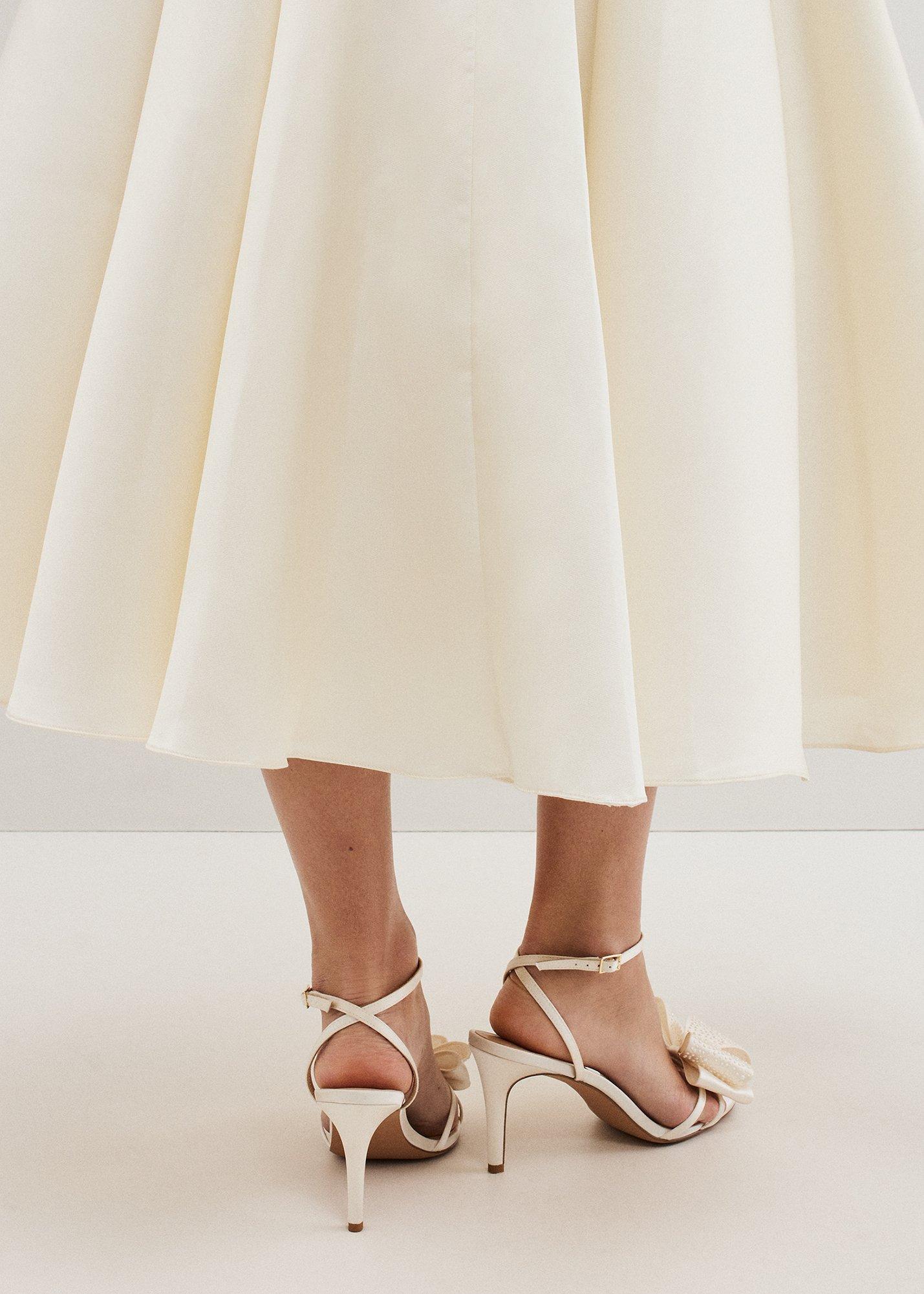 ${product-id}-Pearl Bow Sandals-Ivory-${view-type}