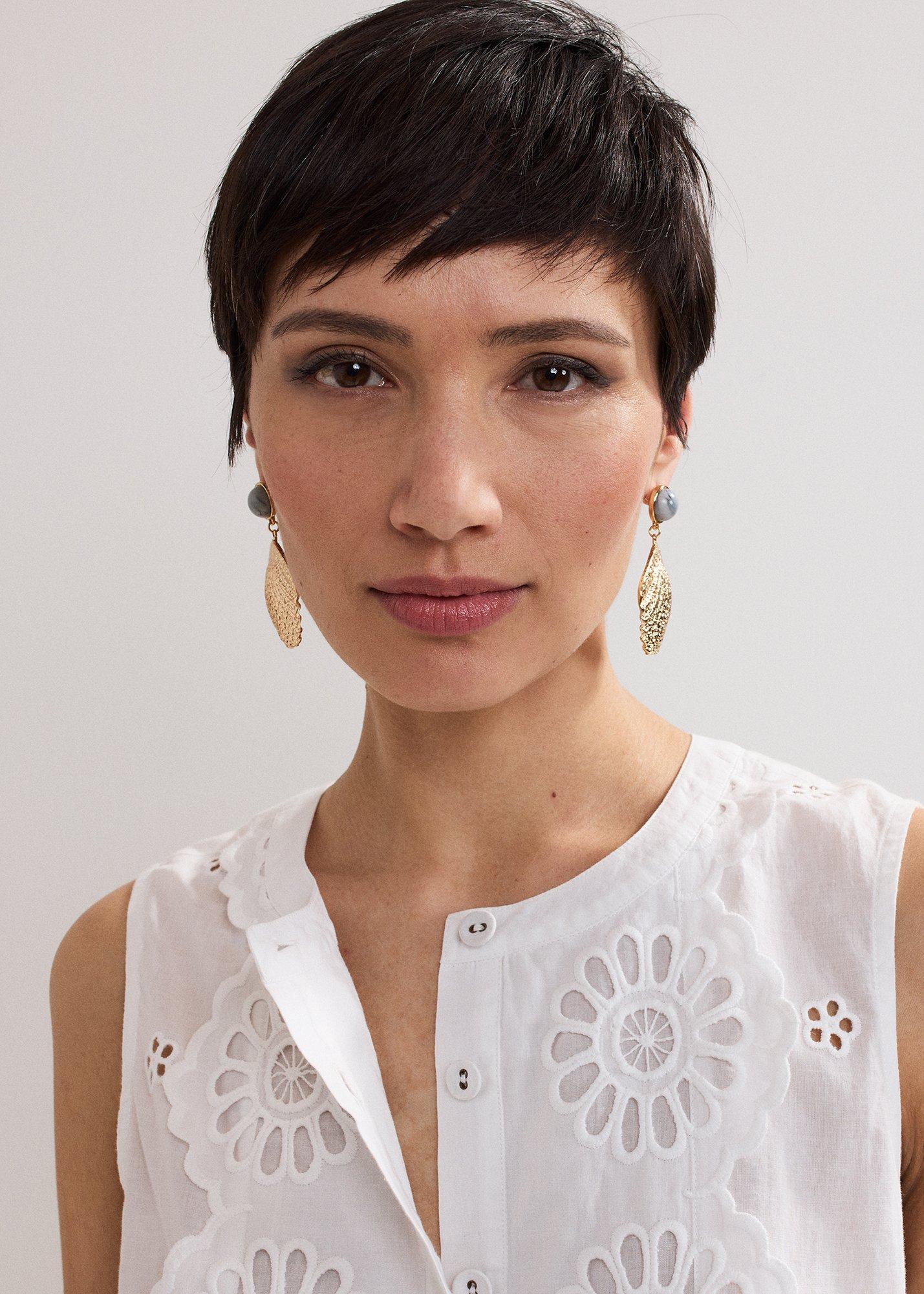 ${product-id}-Shell Earrings-Gold-${view-type}