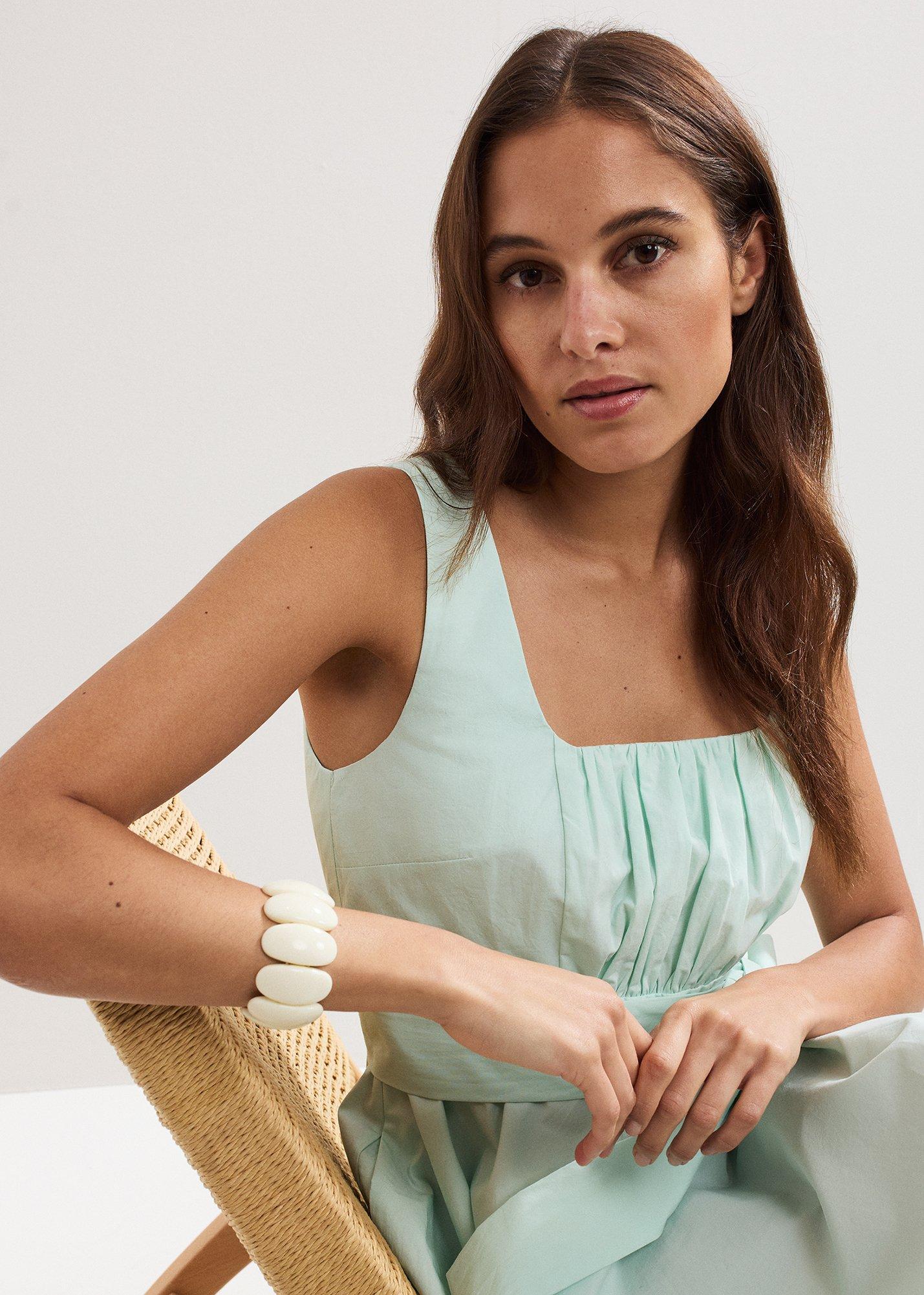 ${product-id}-Oval Bracelet-Ivory-${view-type}