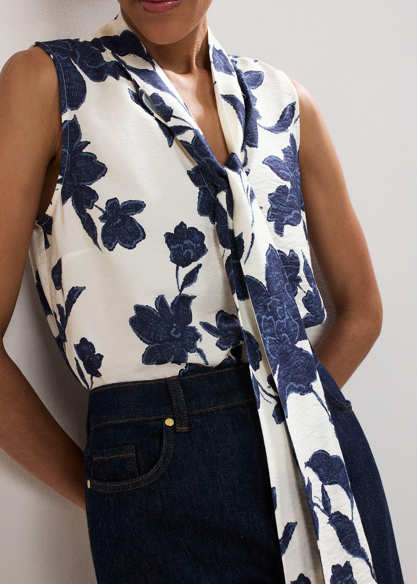 ${product-id}-Junie Floral Blouse-Navy/Ivory-${view-type}
