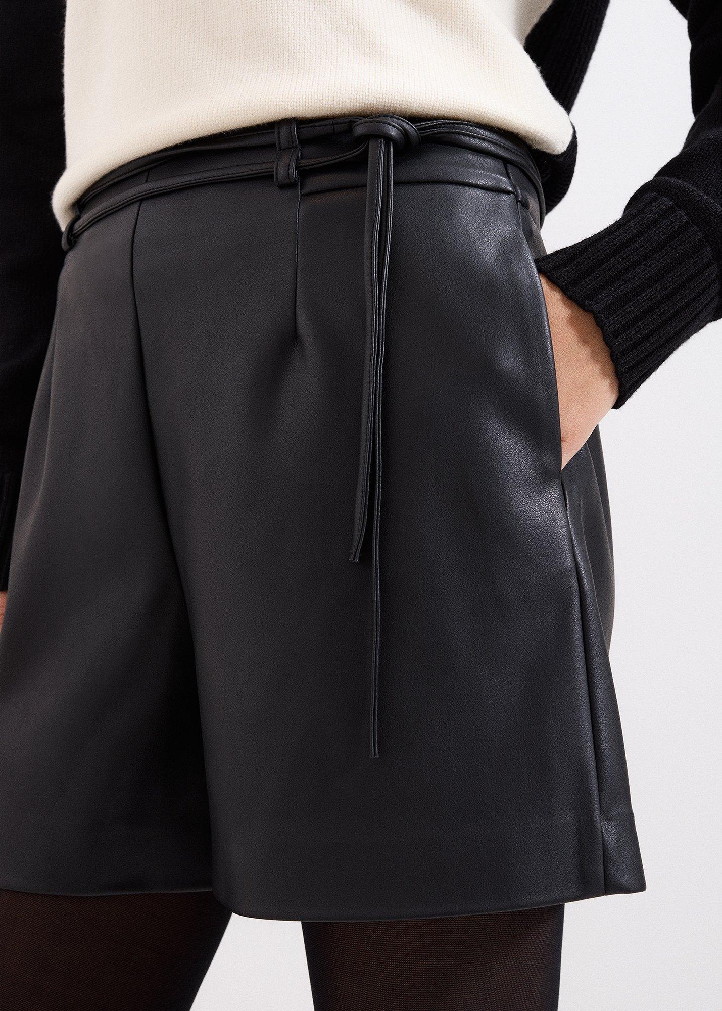 ${product-id}-Finlay PU Short-Black-${view-type}