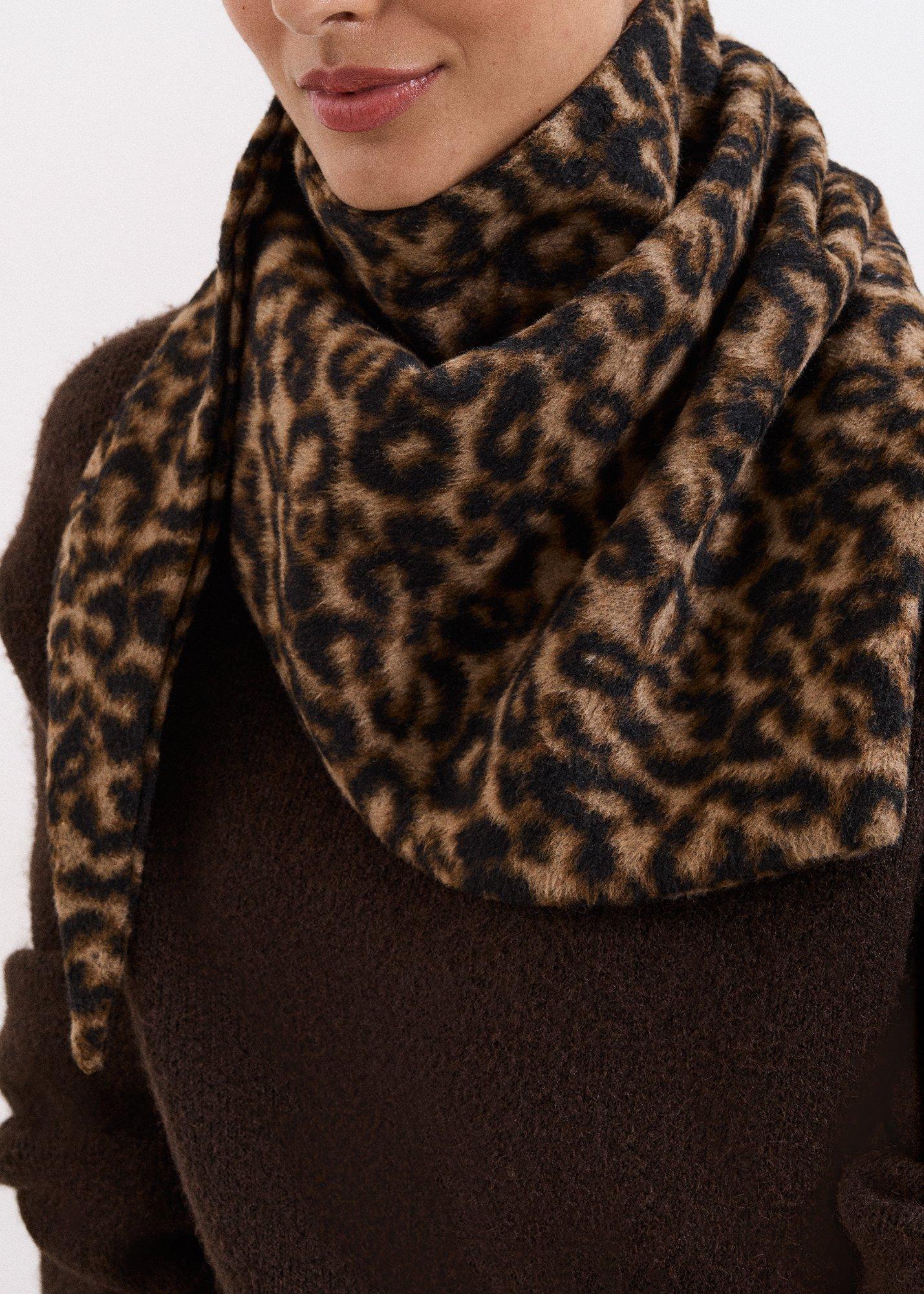 ${product-id}-Leopard Print Scarf-Multi-${view-type}