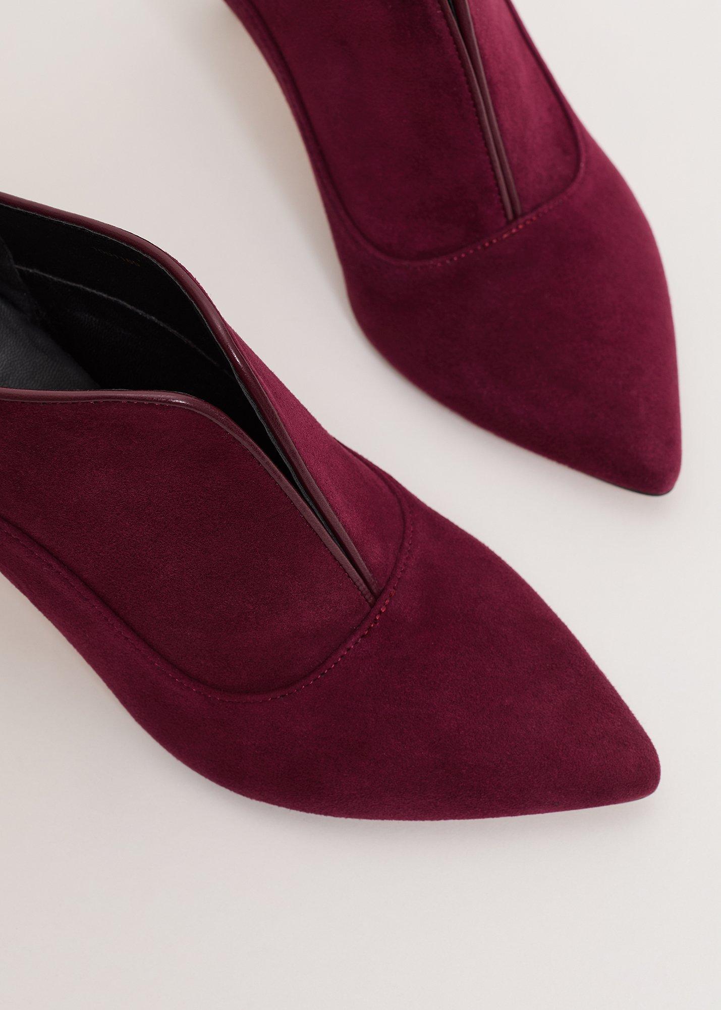 ${product-id}-Suede Boots-Dark Red-${view-type}