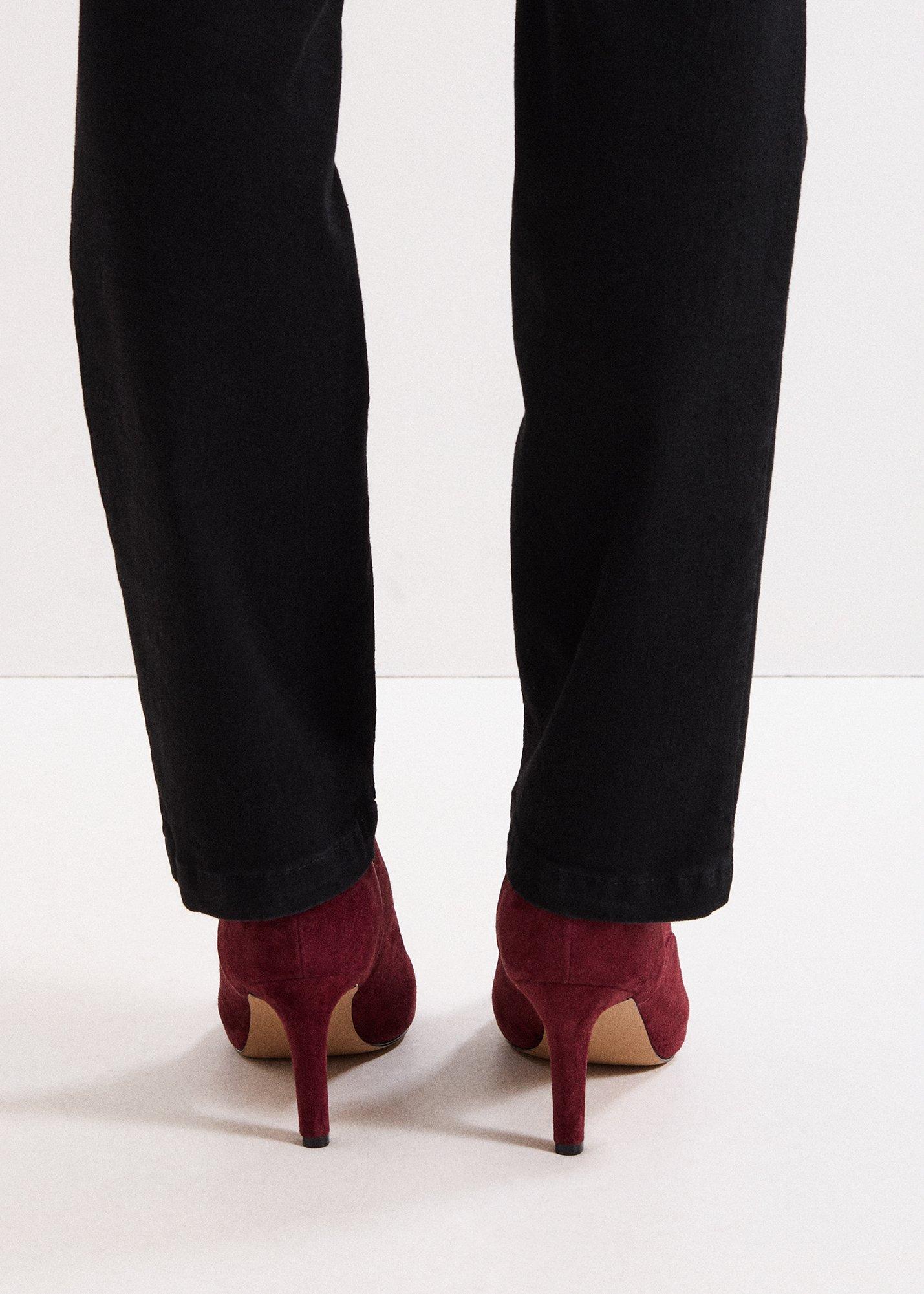 ${product-id}-Suede Boots-Dark Red-${view-type}