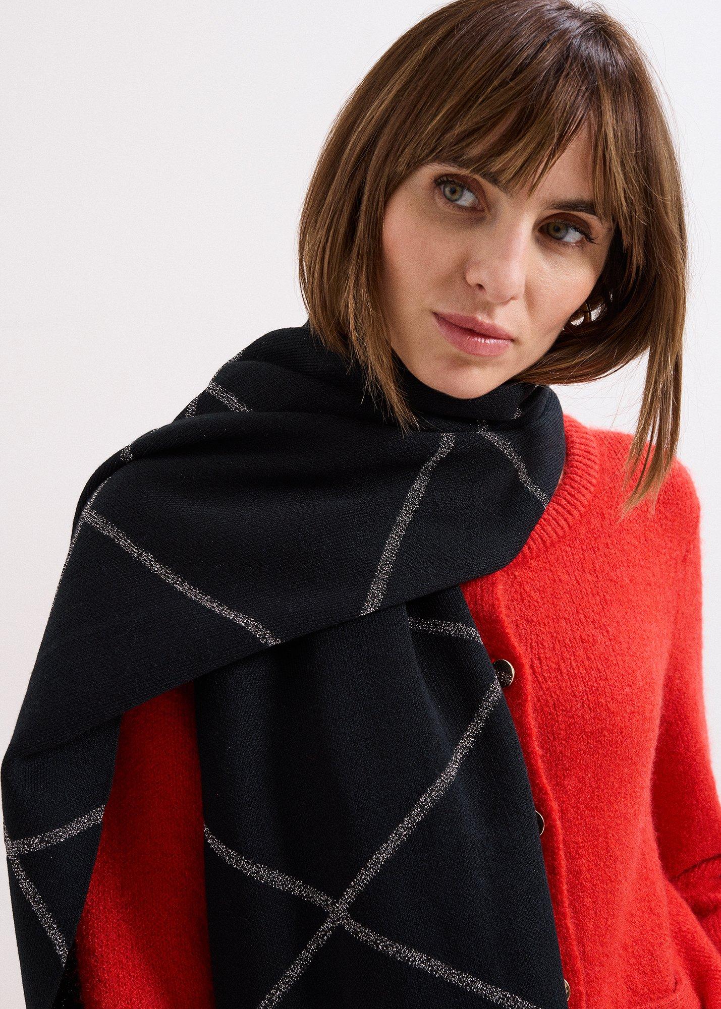 ${product-id}-Luxe Lurex Scarf-Black-${view-type}