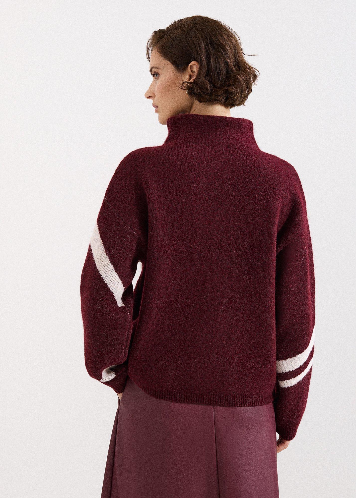 ${product-id}--Burgundy-${view-type}