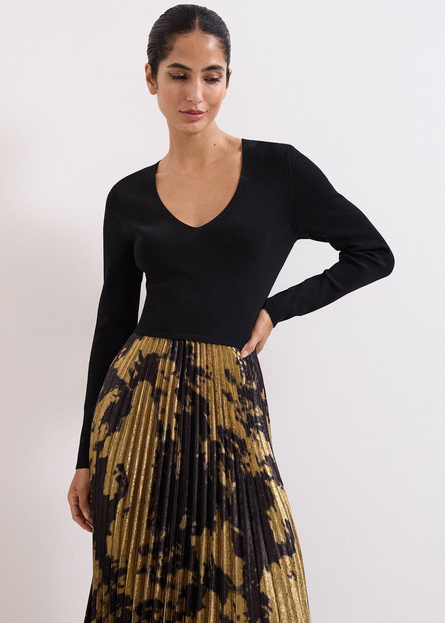 ${product-id}-Jenifer Foil Print Woven Hem Maxi Dress-Gold-${view-type}