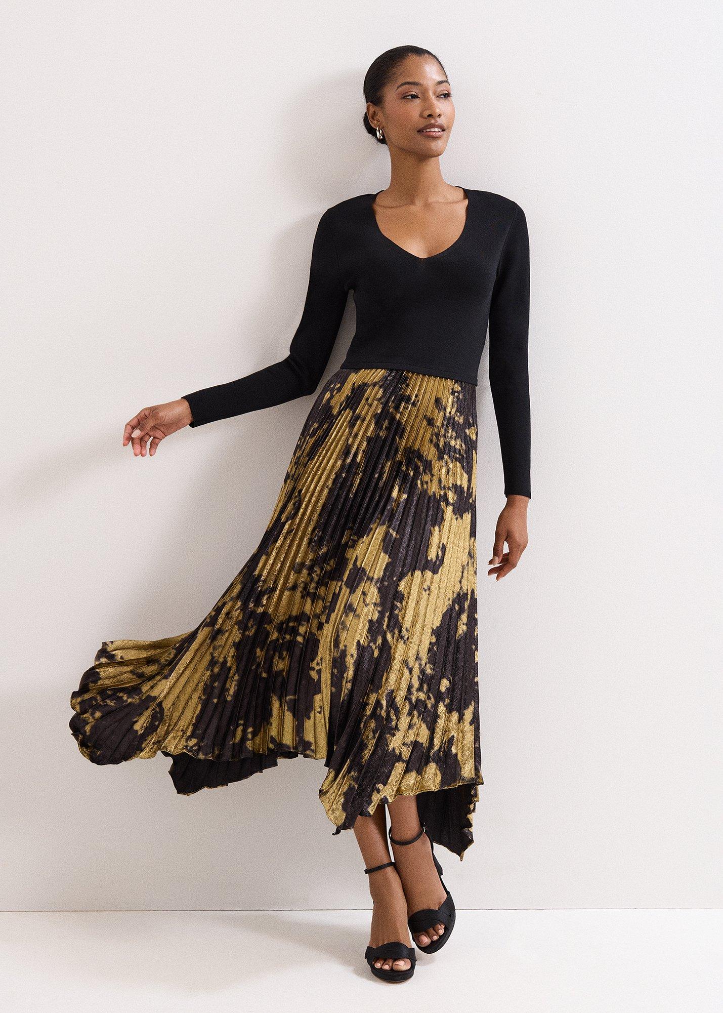 ${product-id}-Jenifer Foil Print Woven Hem Maxi Dress-Gold-${view-type}