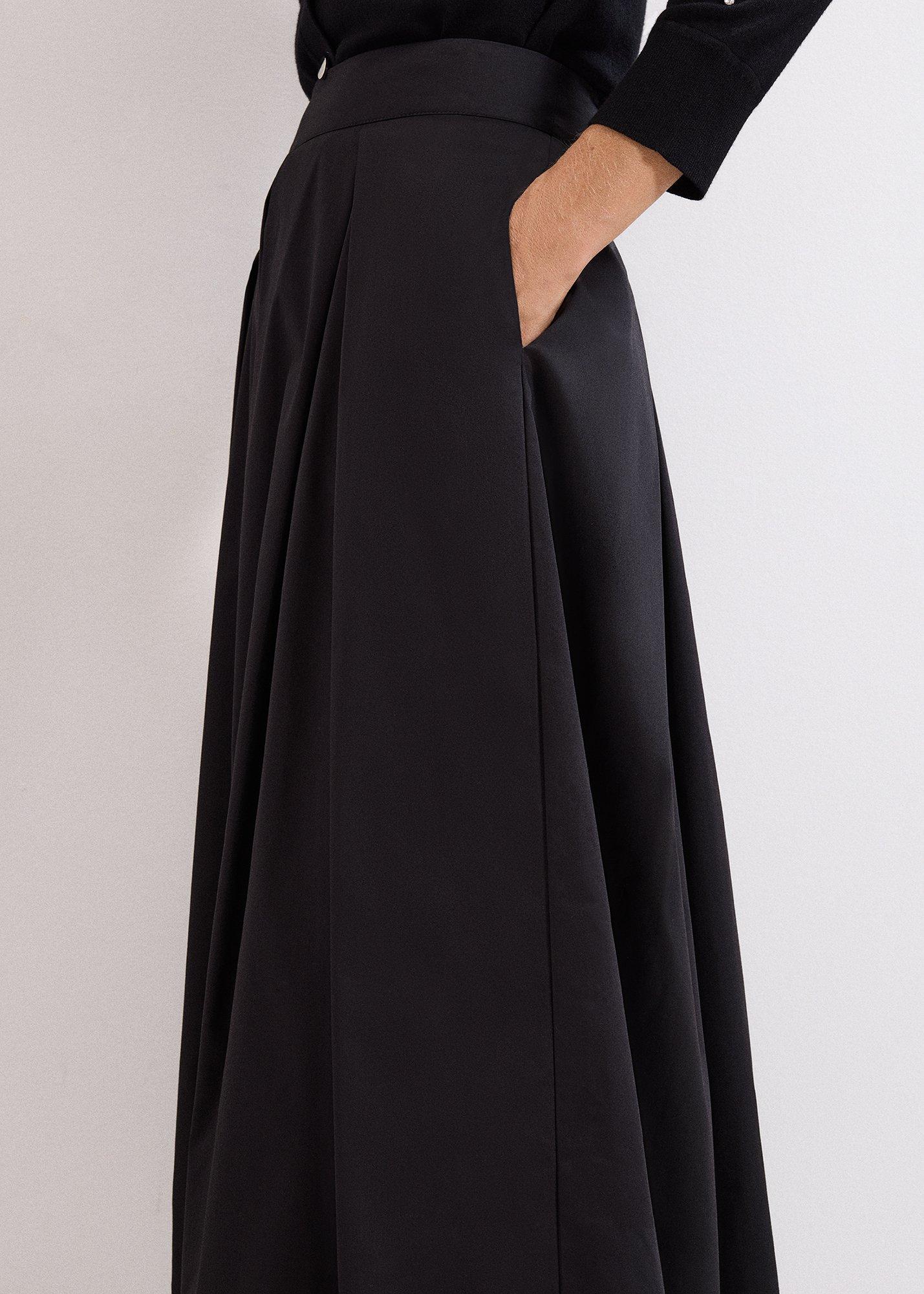 ${product-id}--Black-${view-type}