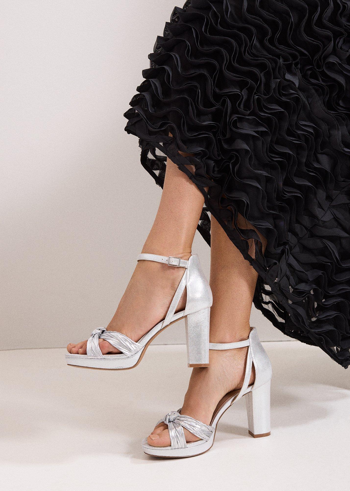 ${product-id}--Silver-${view-type}