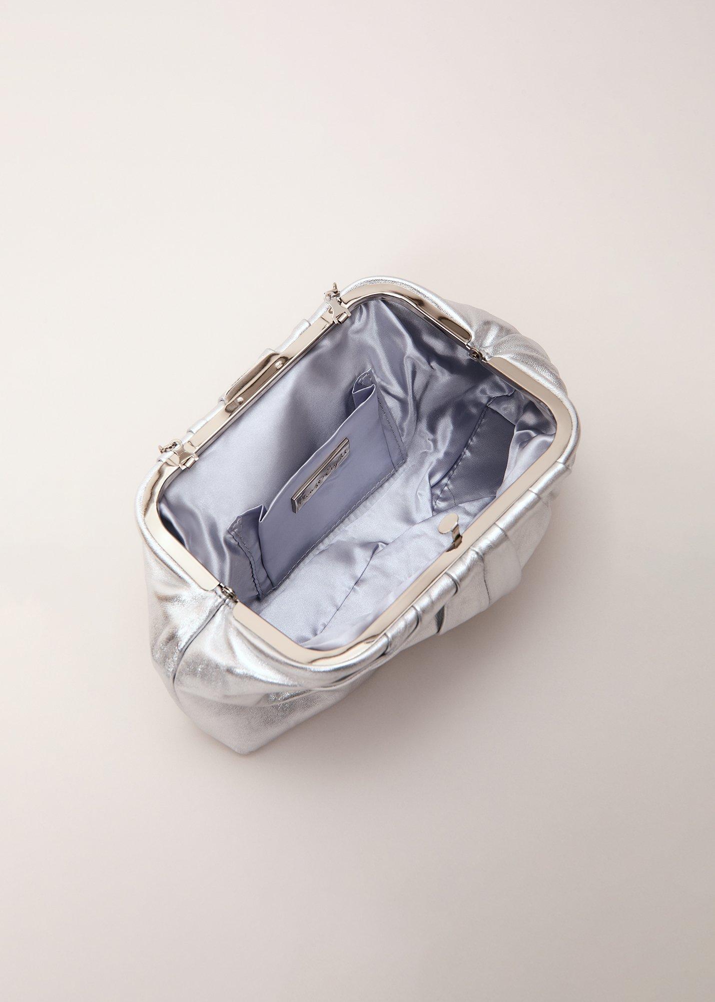 ${product-id}--Silver-${view-type}
