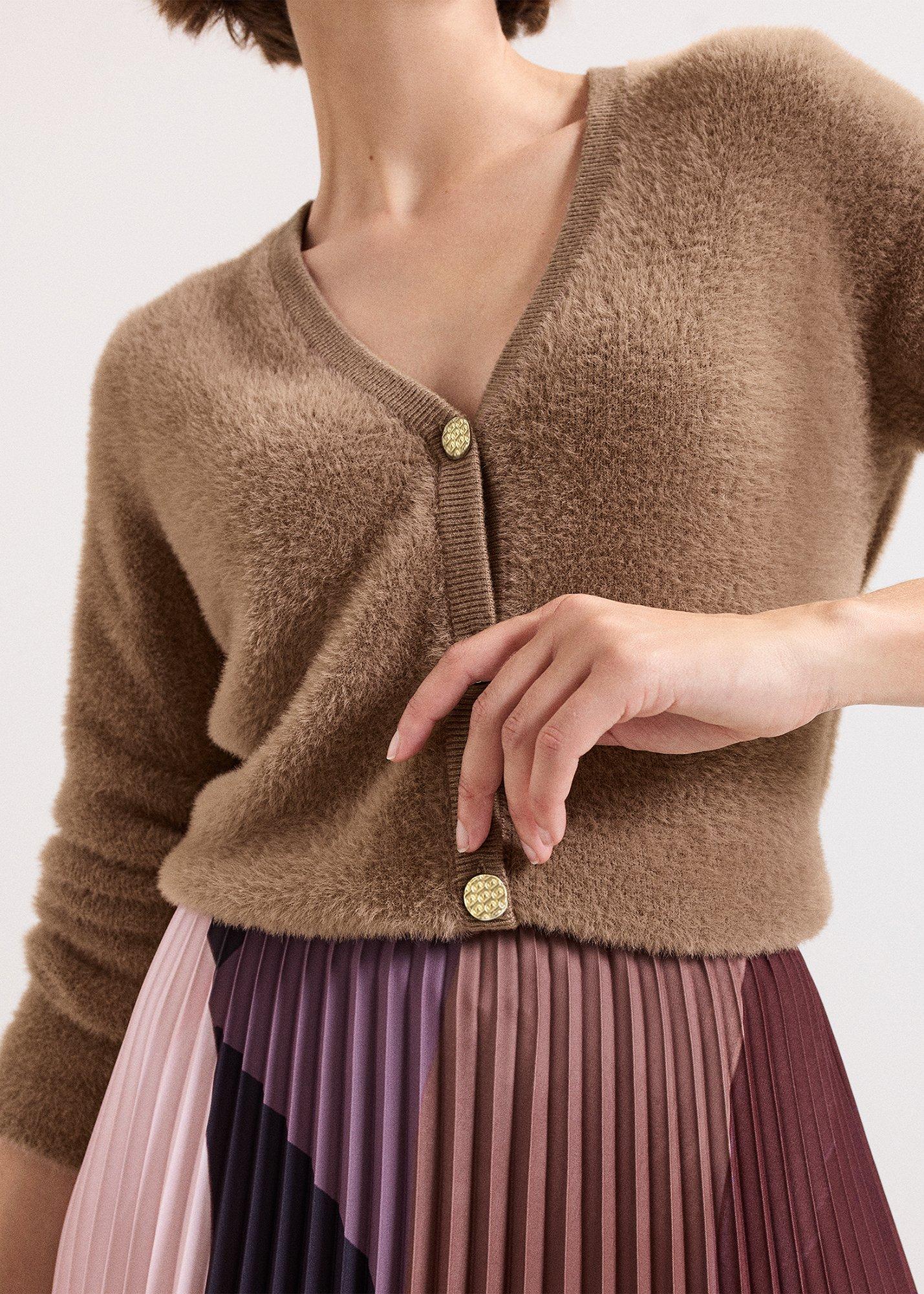 ${product-id}--Brown-${view-type}