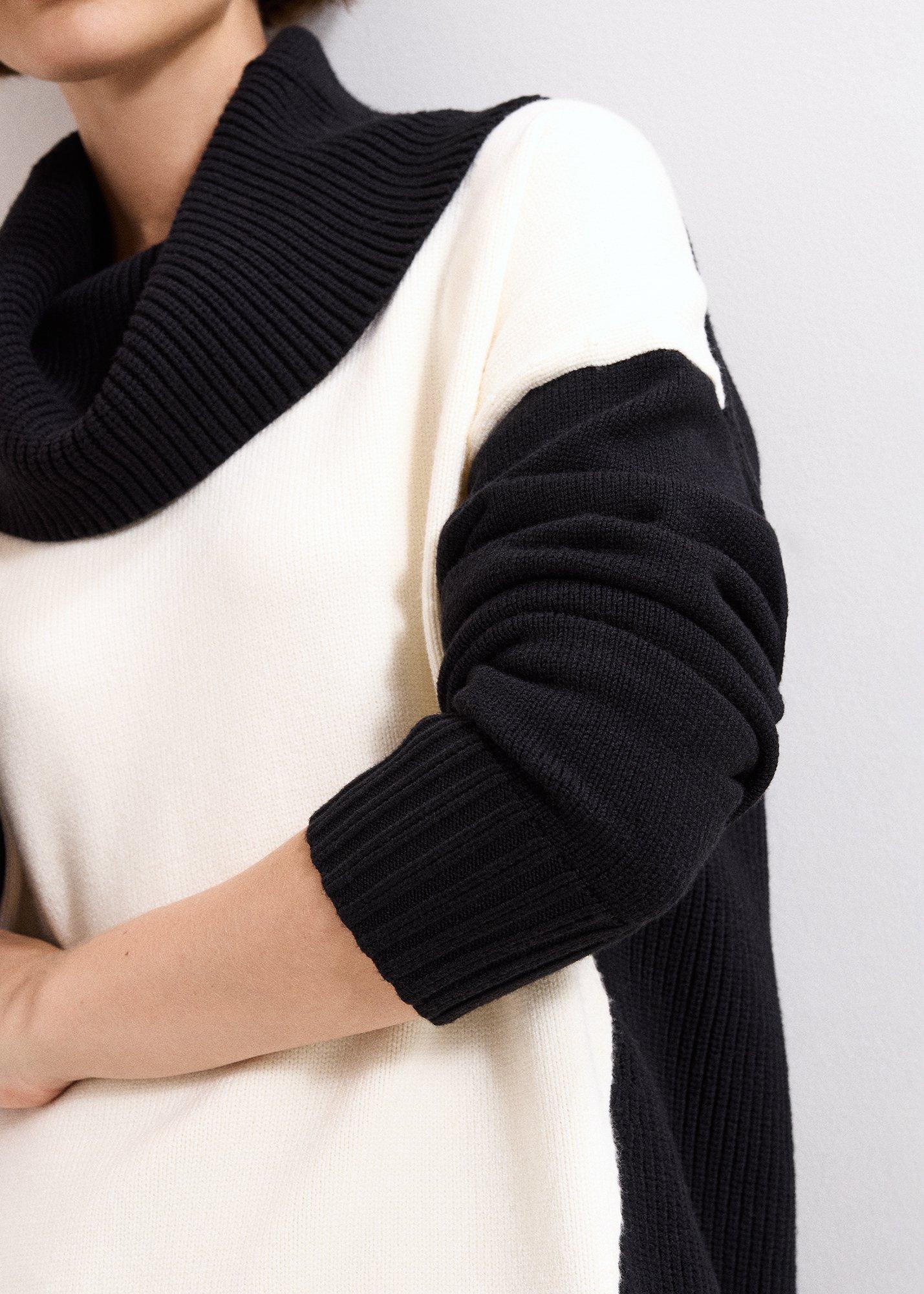 ${product-id}--Black/Ivory-${view-type}
