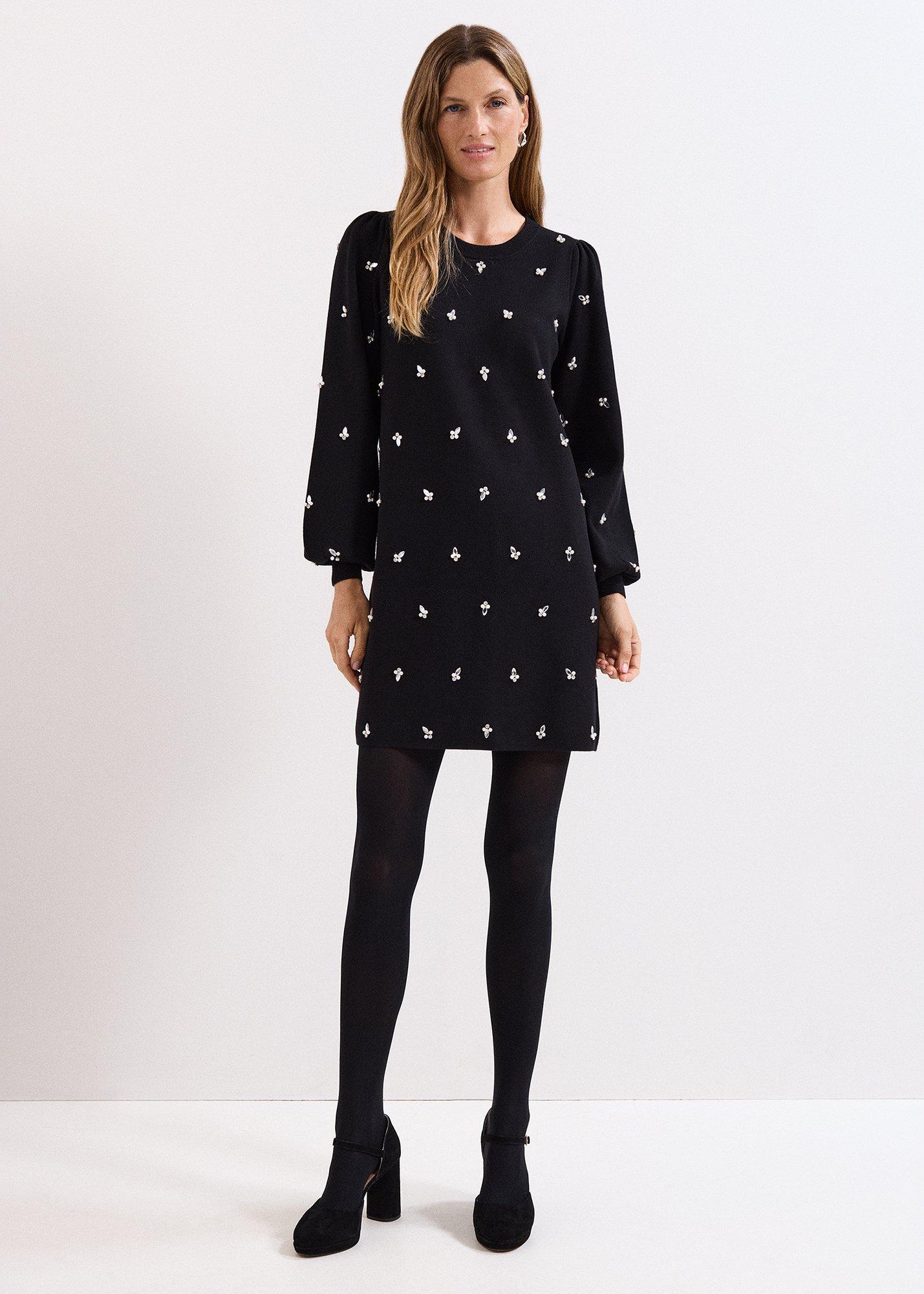 ${product-id}--Black-${view-type}