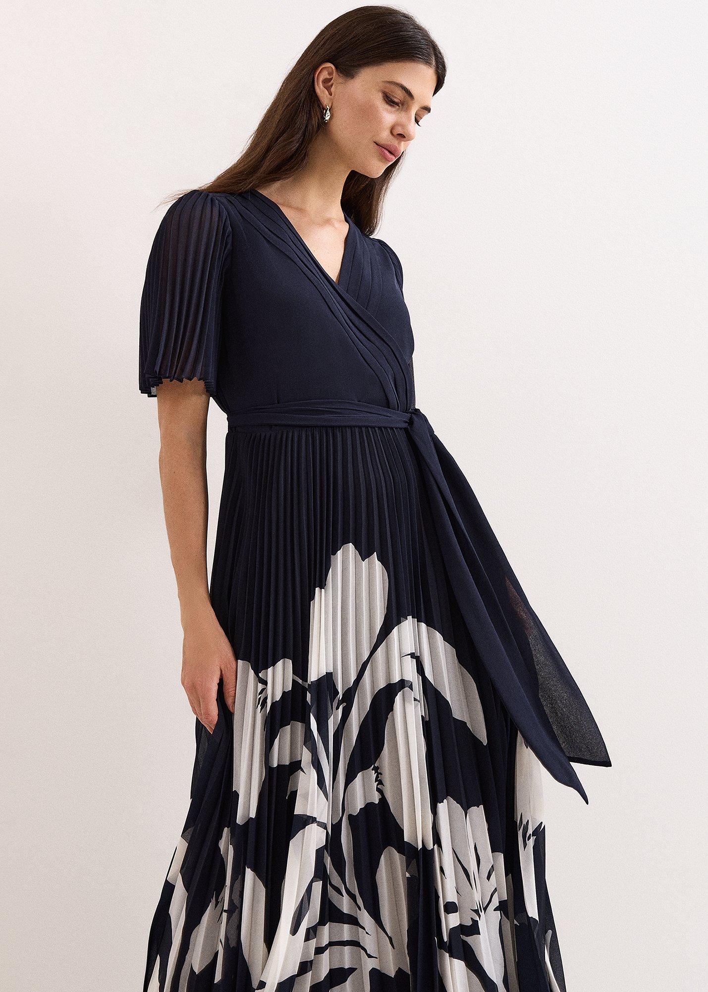 Abigail Pleated Print Maxi Dress