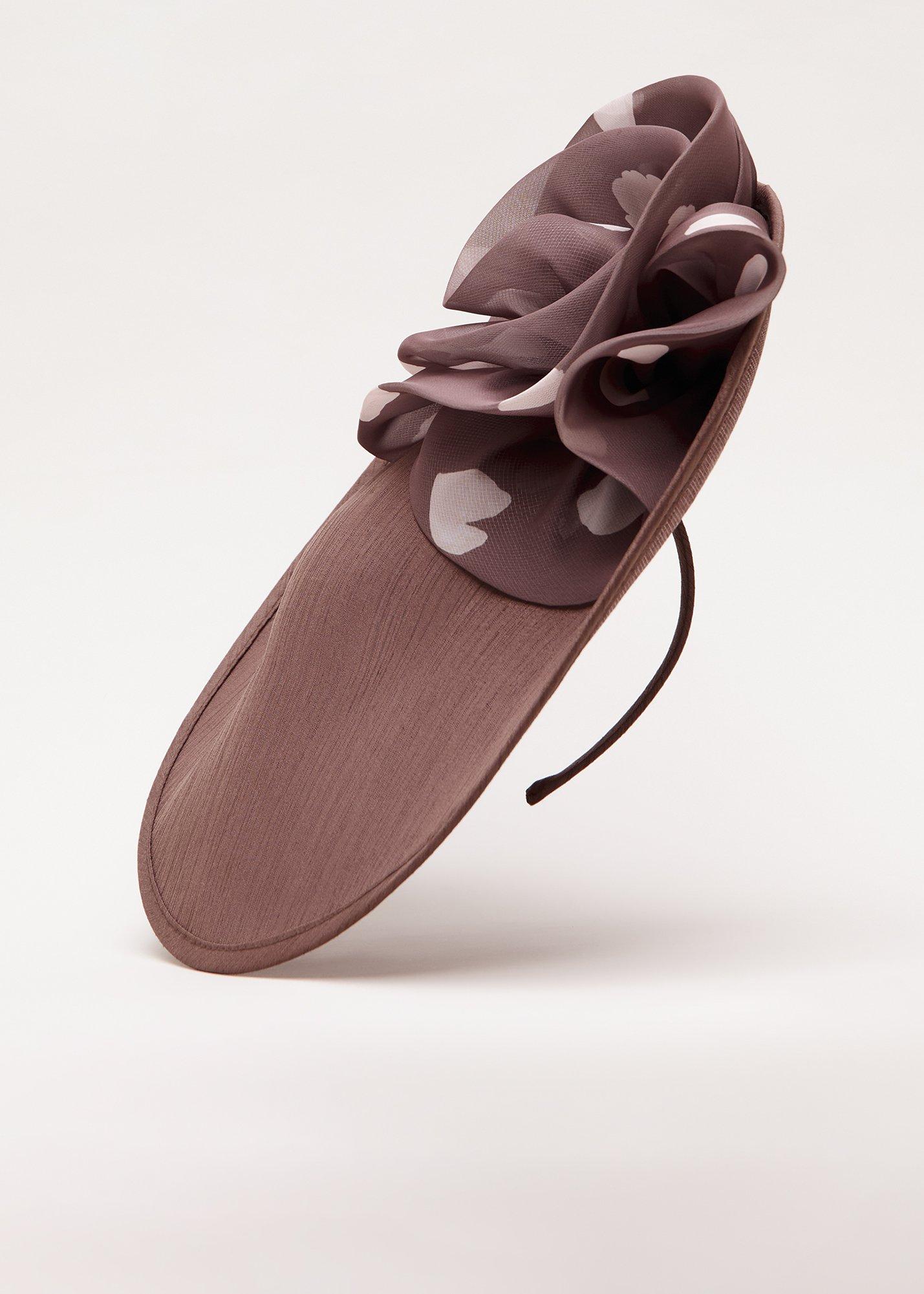 ${product-id}-Spot Trim Disc Fascinator-Latte-${view-type}
