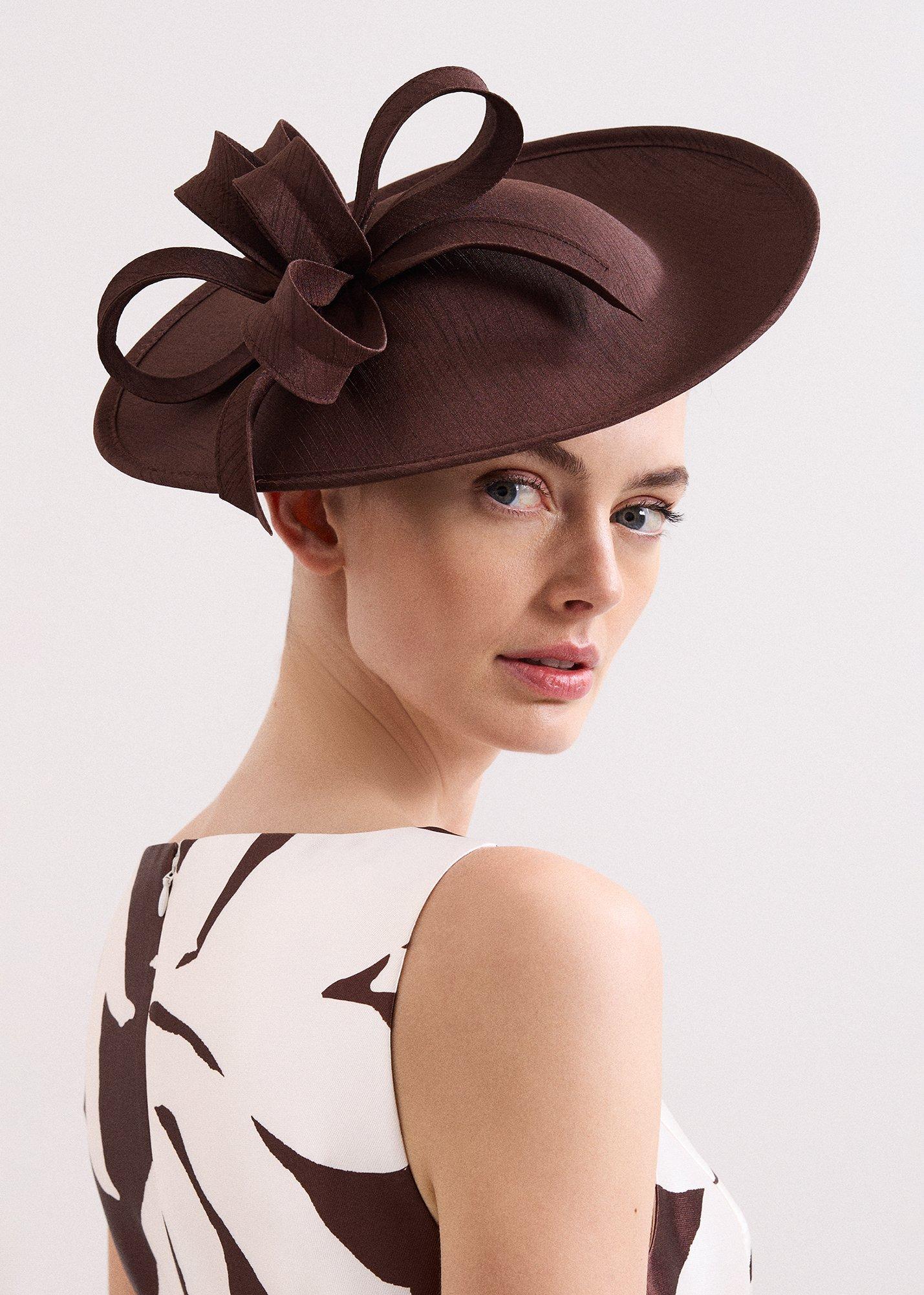 Twist Shantung Oval Fascinator