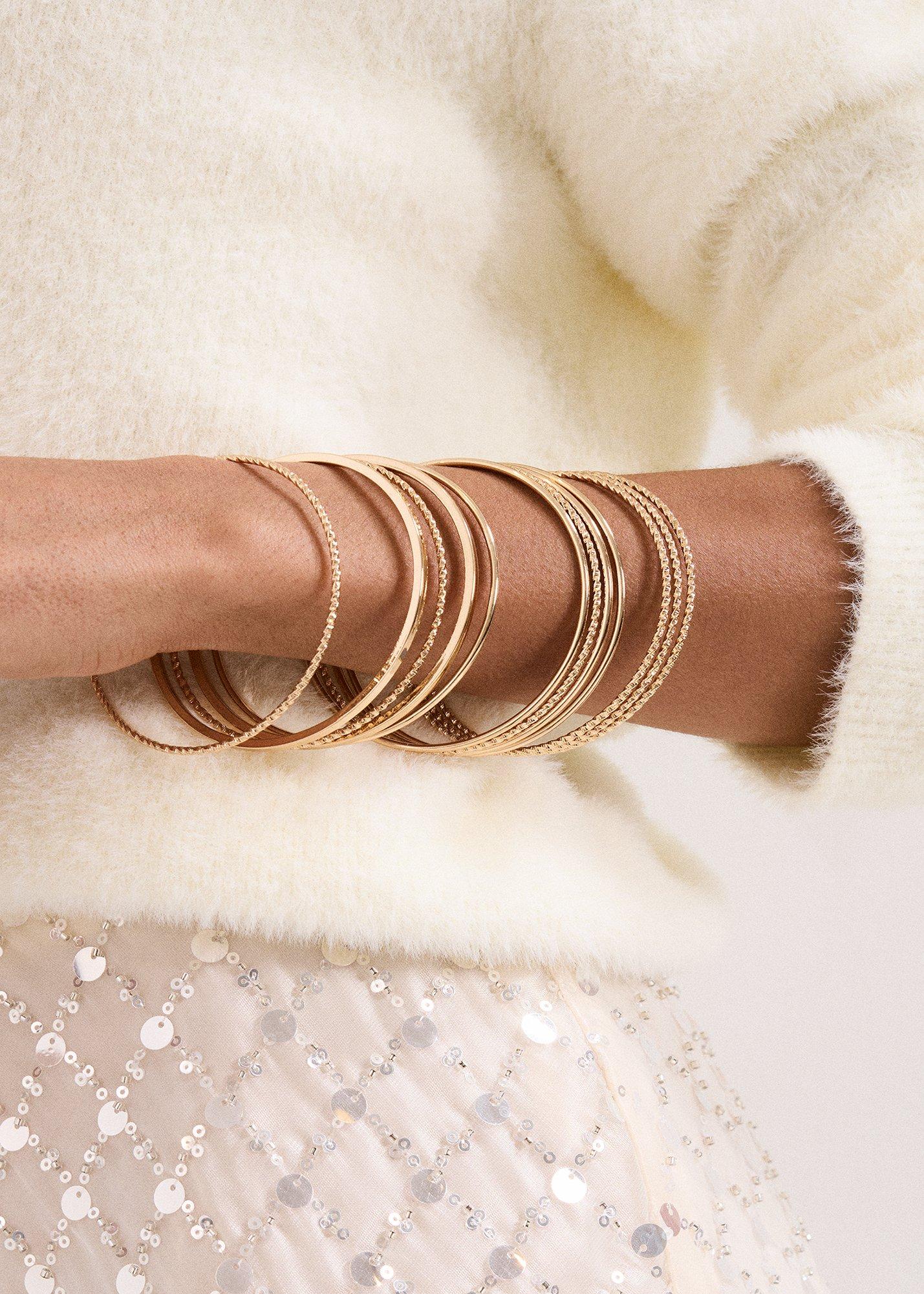 ${product-id}--Gold-${view-type}