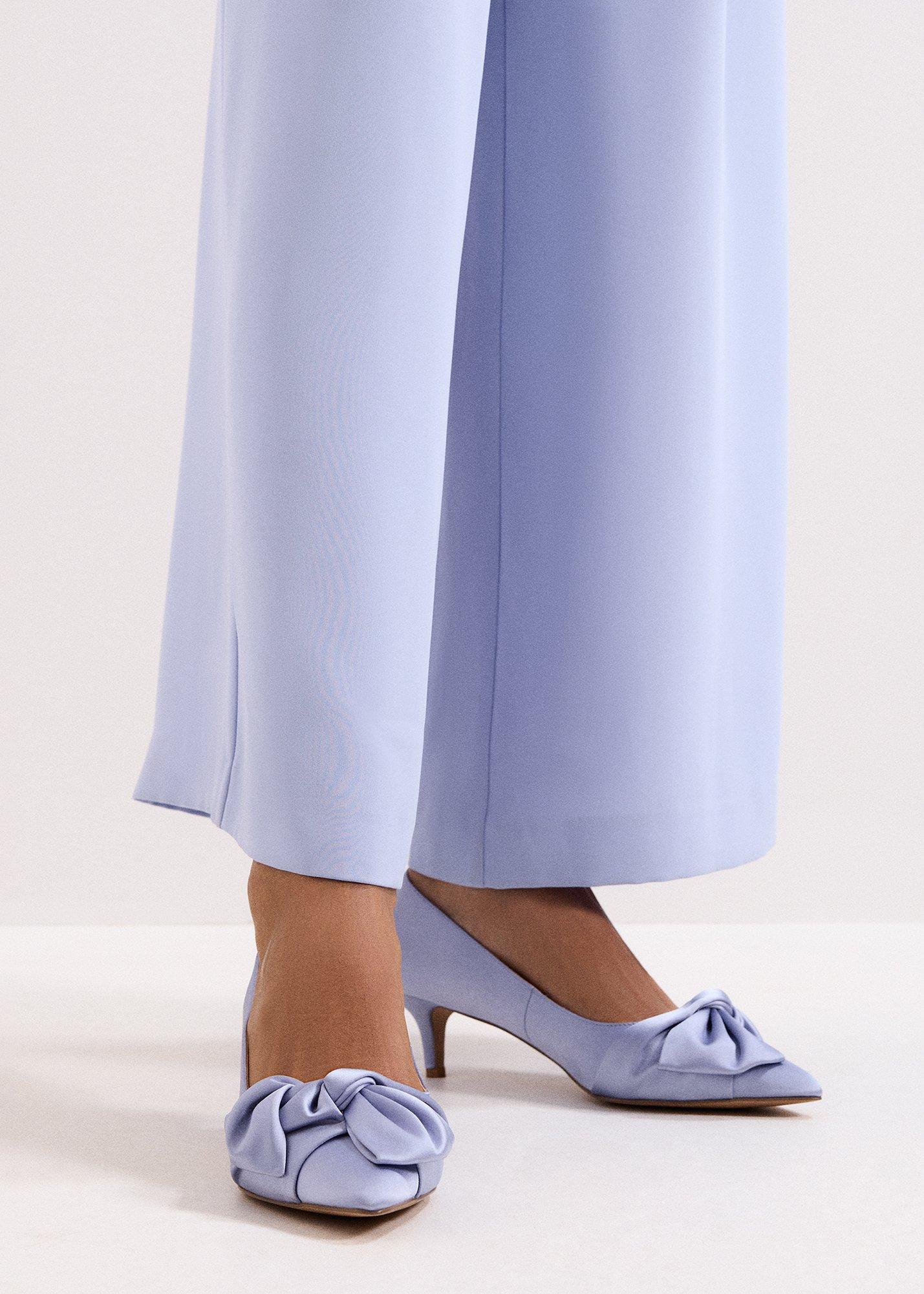 ${product-id}--Pale Blue-${view-type}