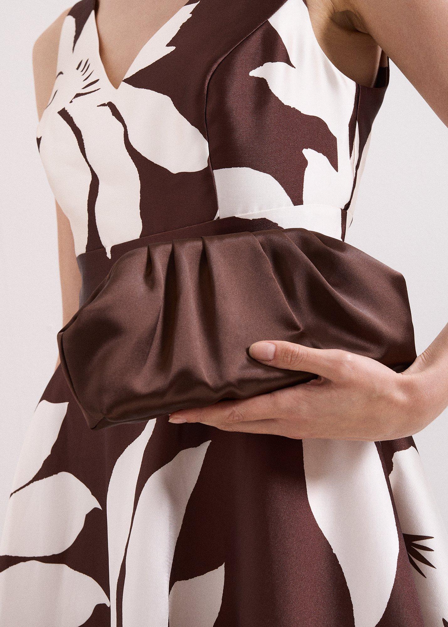 ${product-id}--Brown-${view-type}