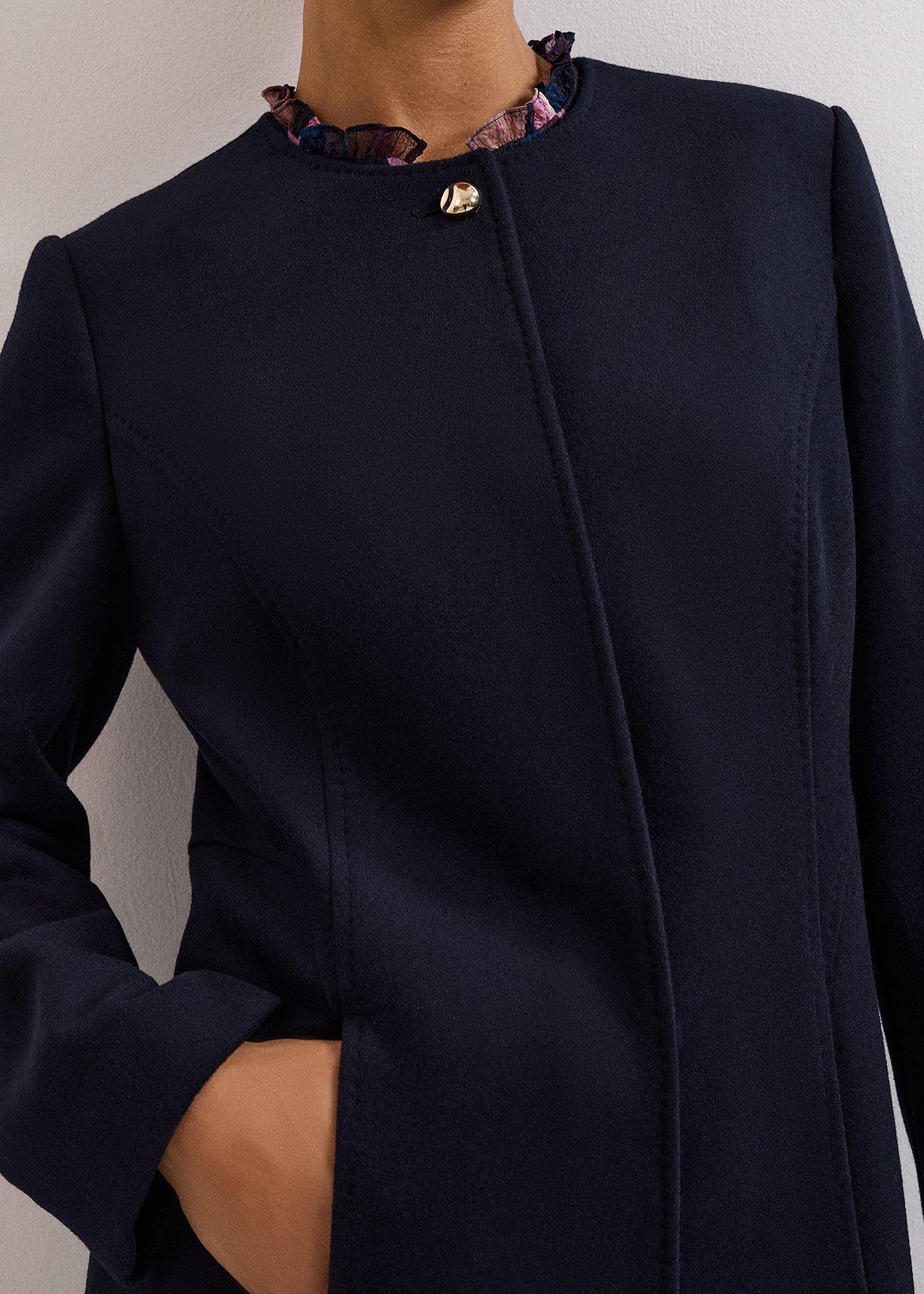 ${product-id}--Navy-${view-type}