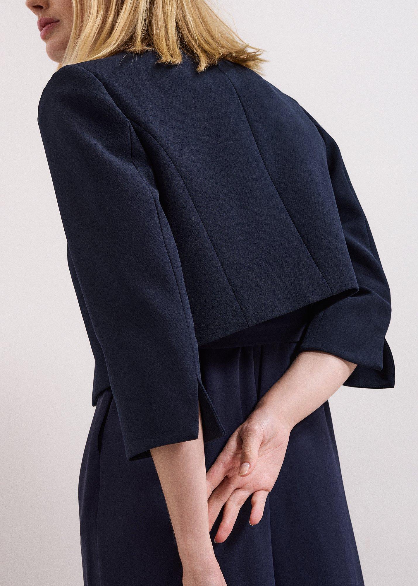 ${product-id}--Navy-${view-type}