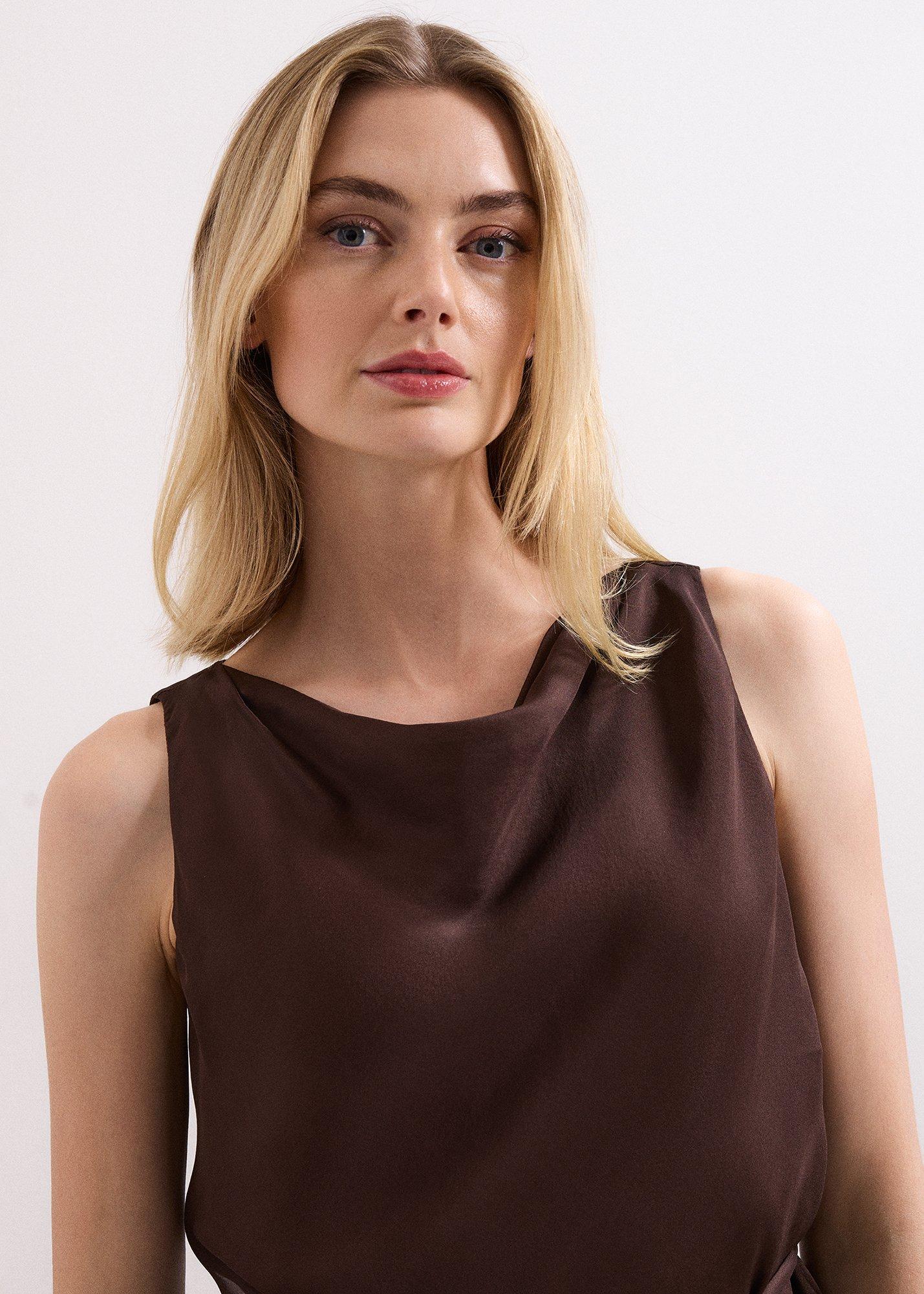 ${product-id}--Brown-${view-type}