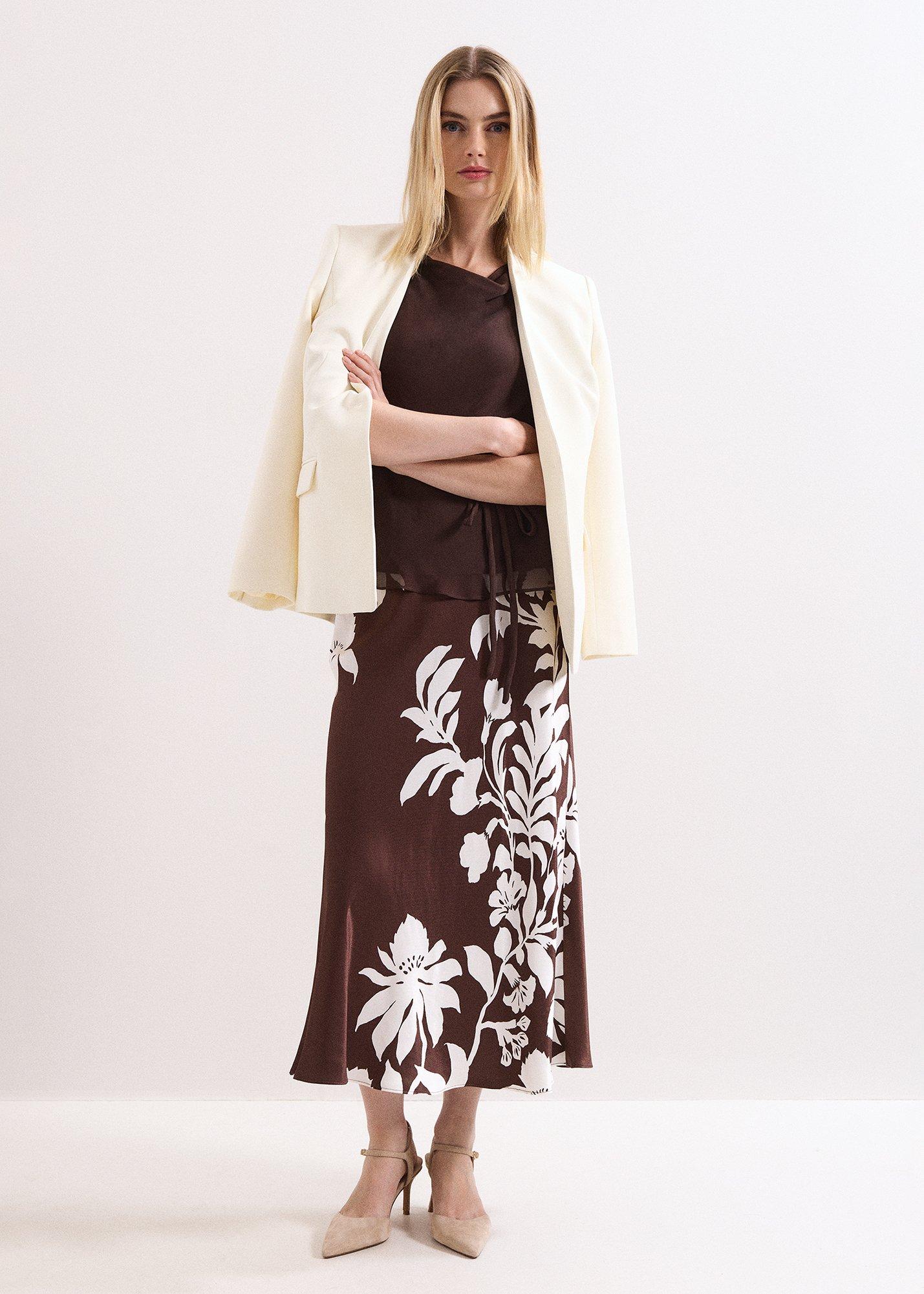 ${product-id}--Brown-${view-type}