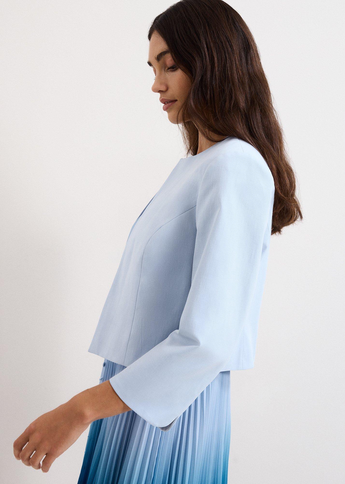 ${product-id}--Pale Blue-${view-type}