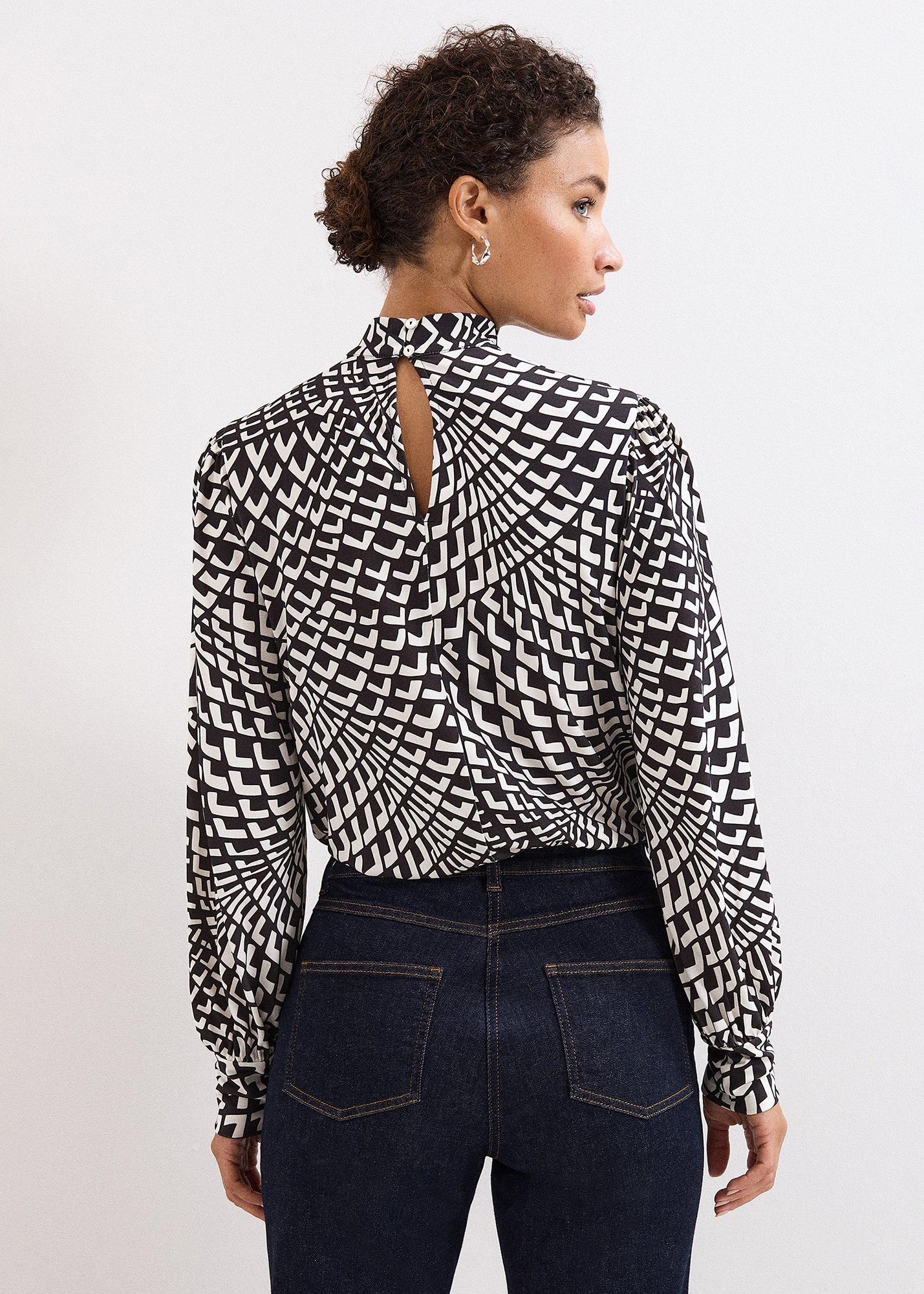 Isla Geo Printed Top