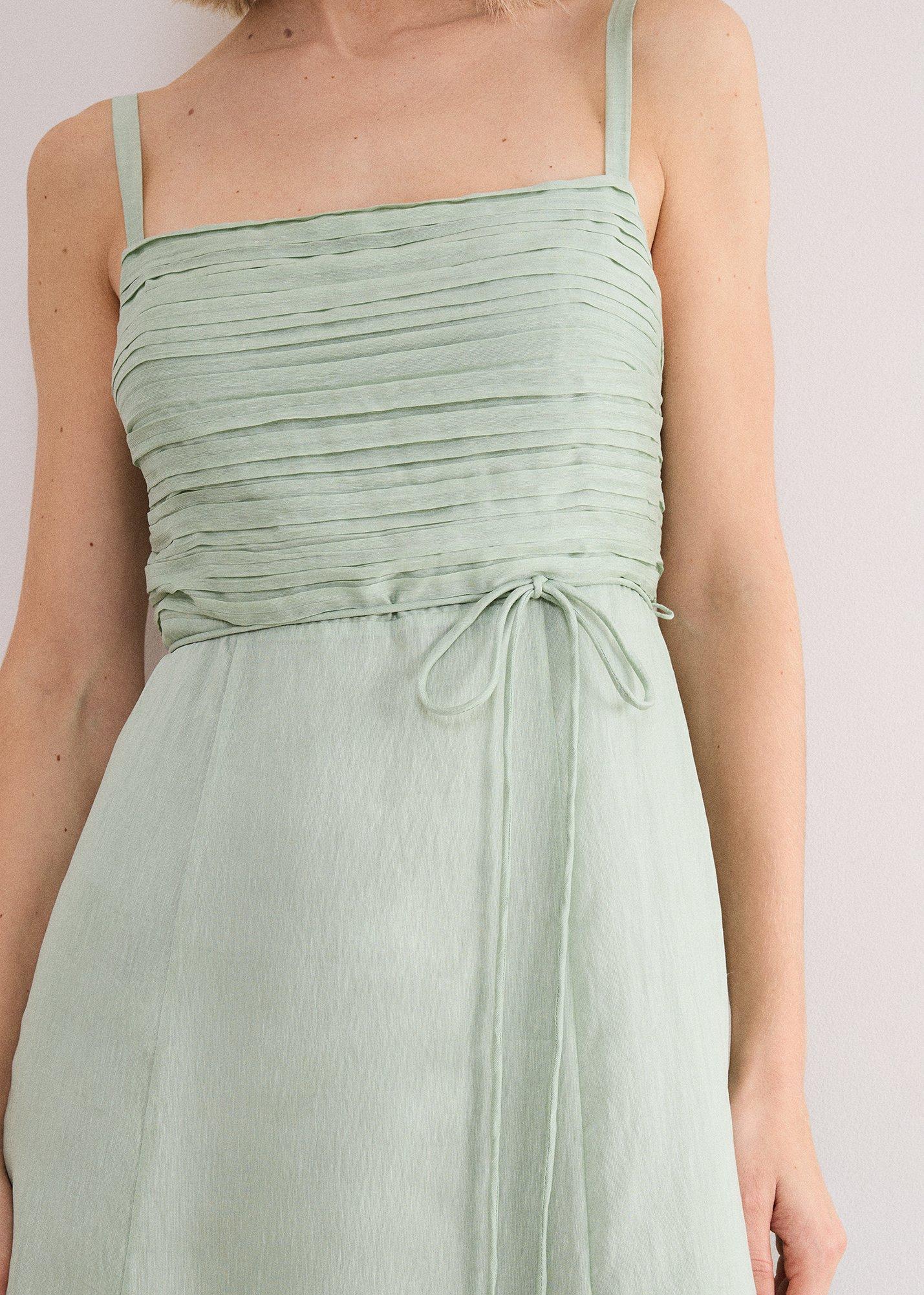 ${product-id}--Pale Green-${view-type}
