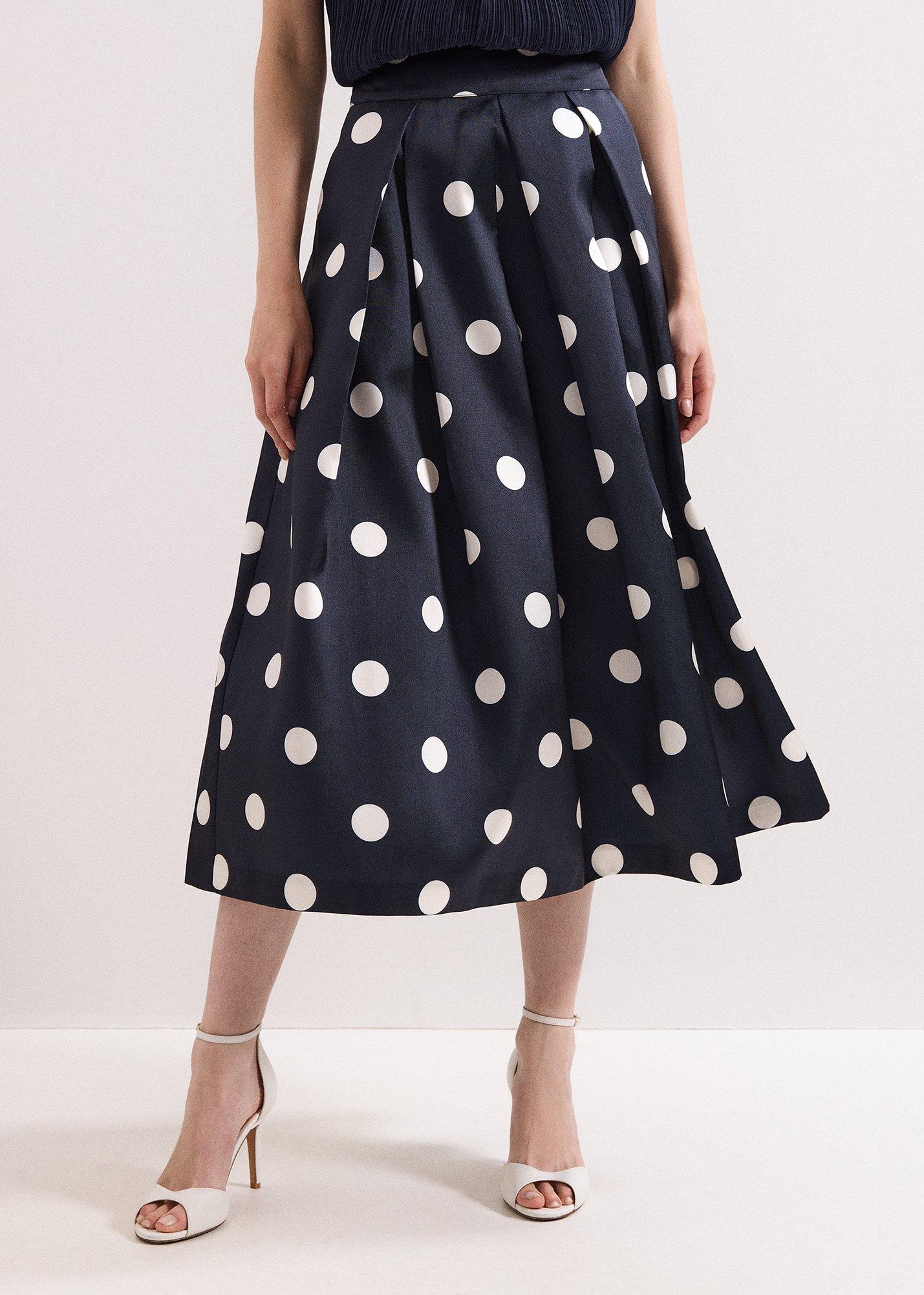 ${product-id}--Navy-${view-type}