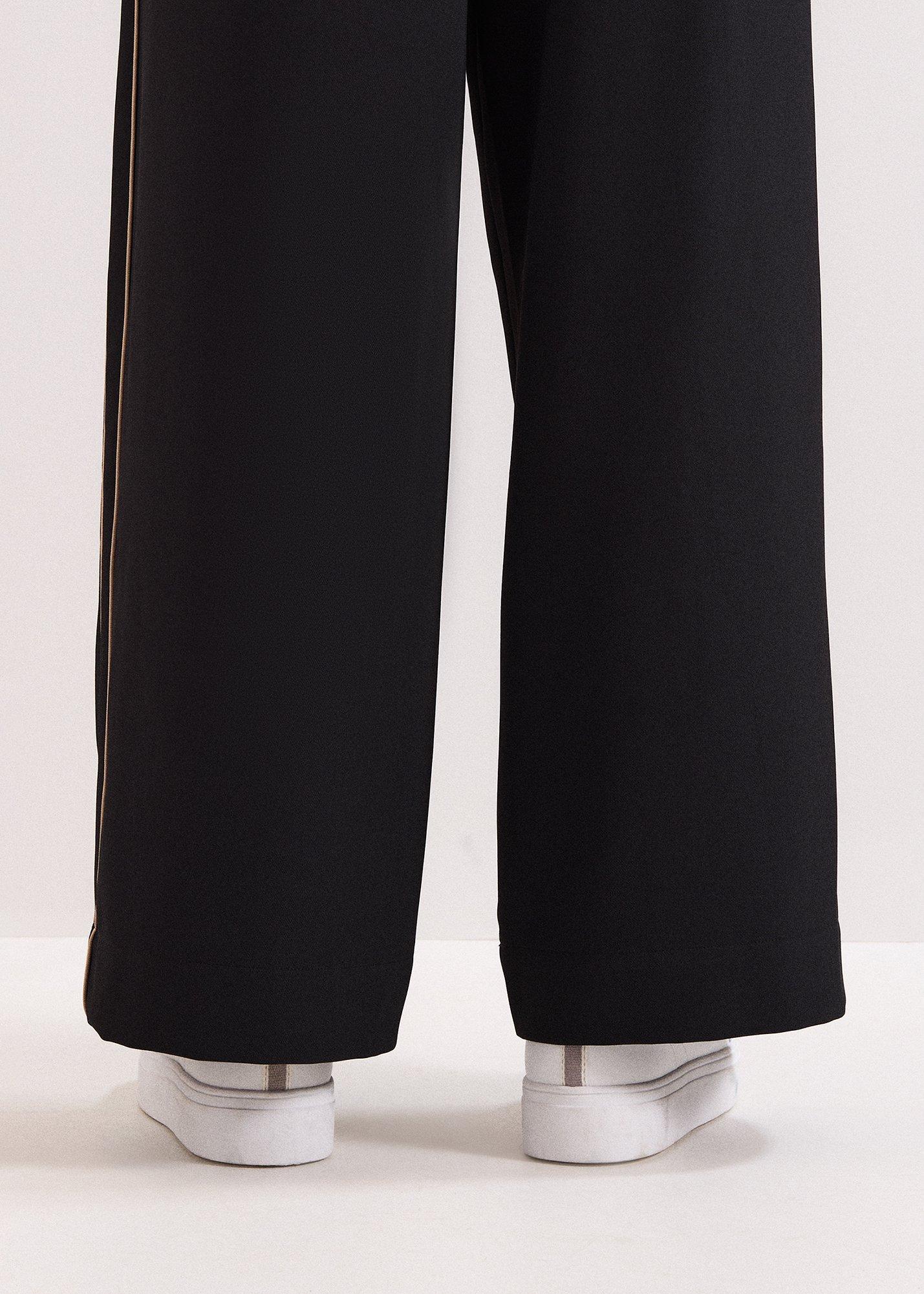 ${product-id}--White-${view-type}