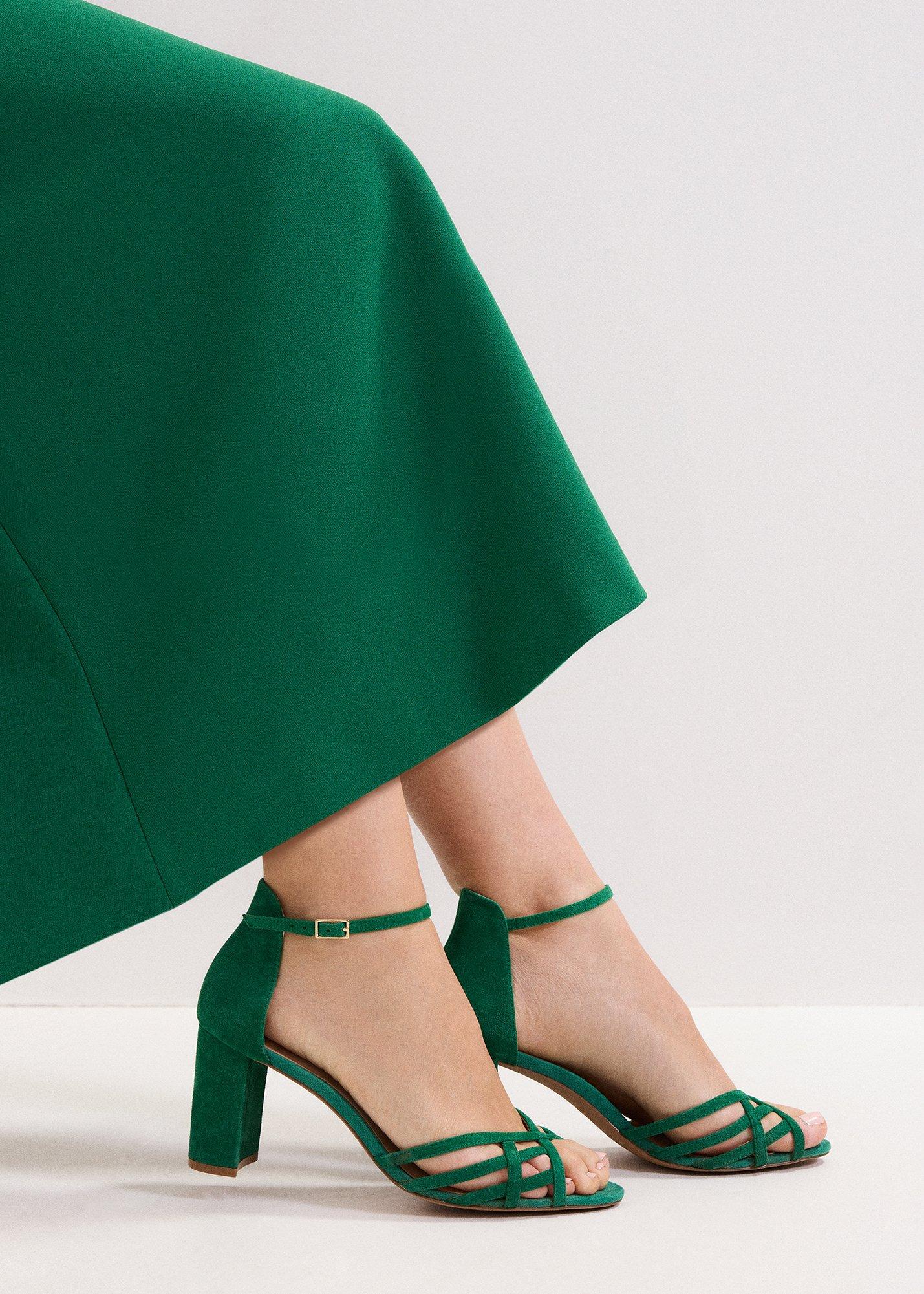${product-id}--Green-${view-type}