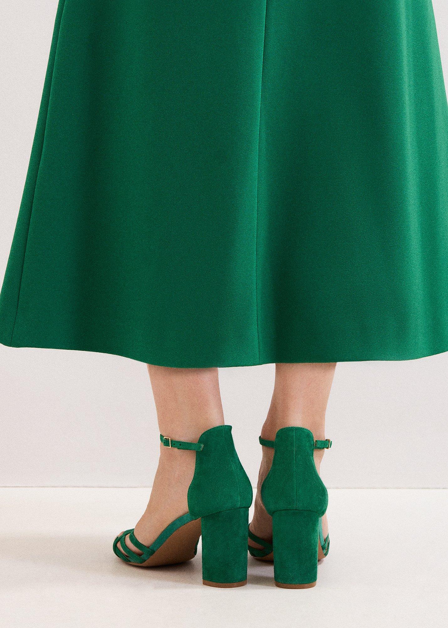 ${product-id}--Green-${view-type}